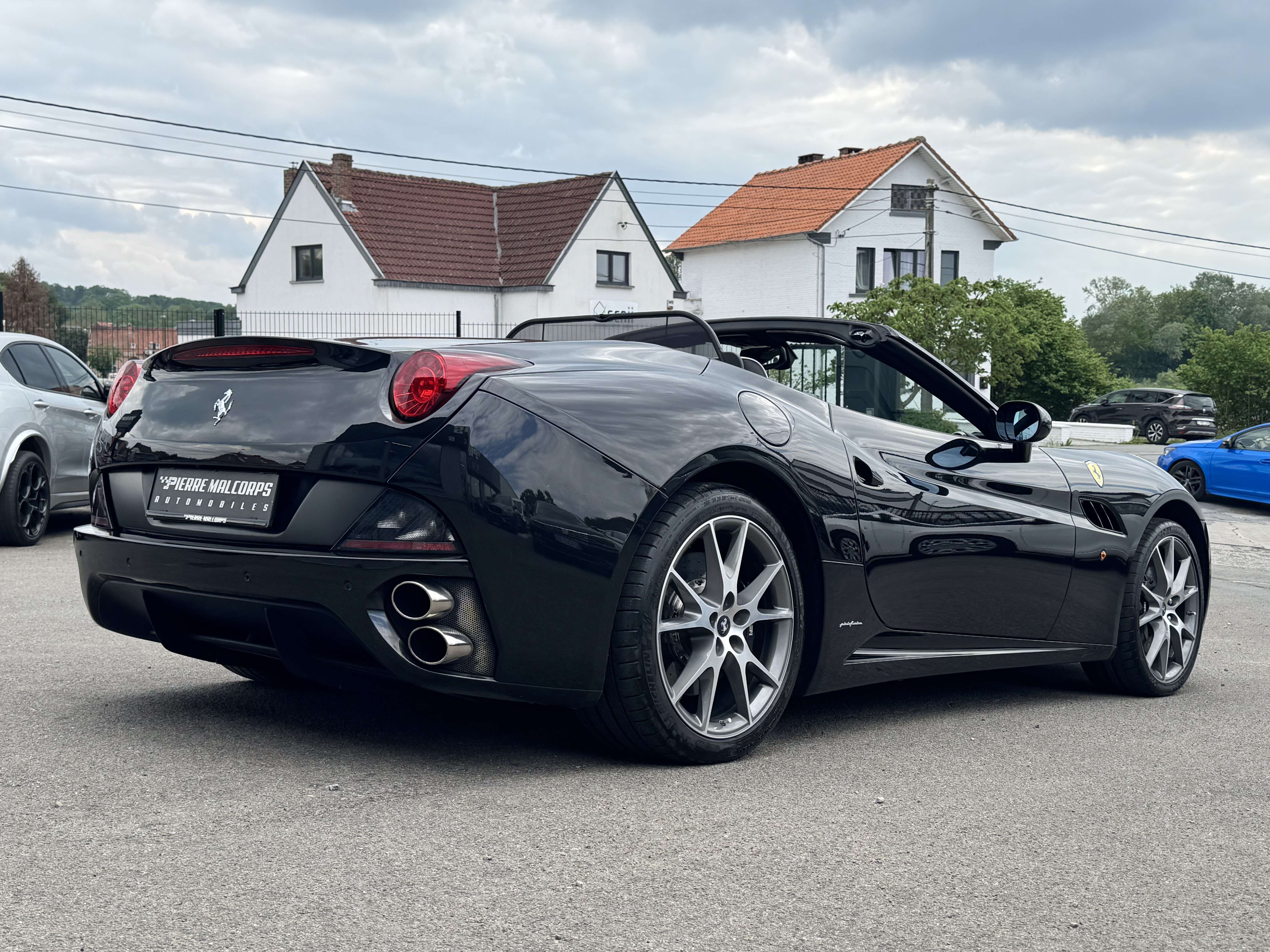 Ferrari California 4.3i V8 / 1ST PAINT / 4 SEATS / FULL SERVICE / DAYTONA