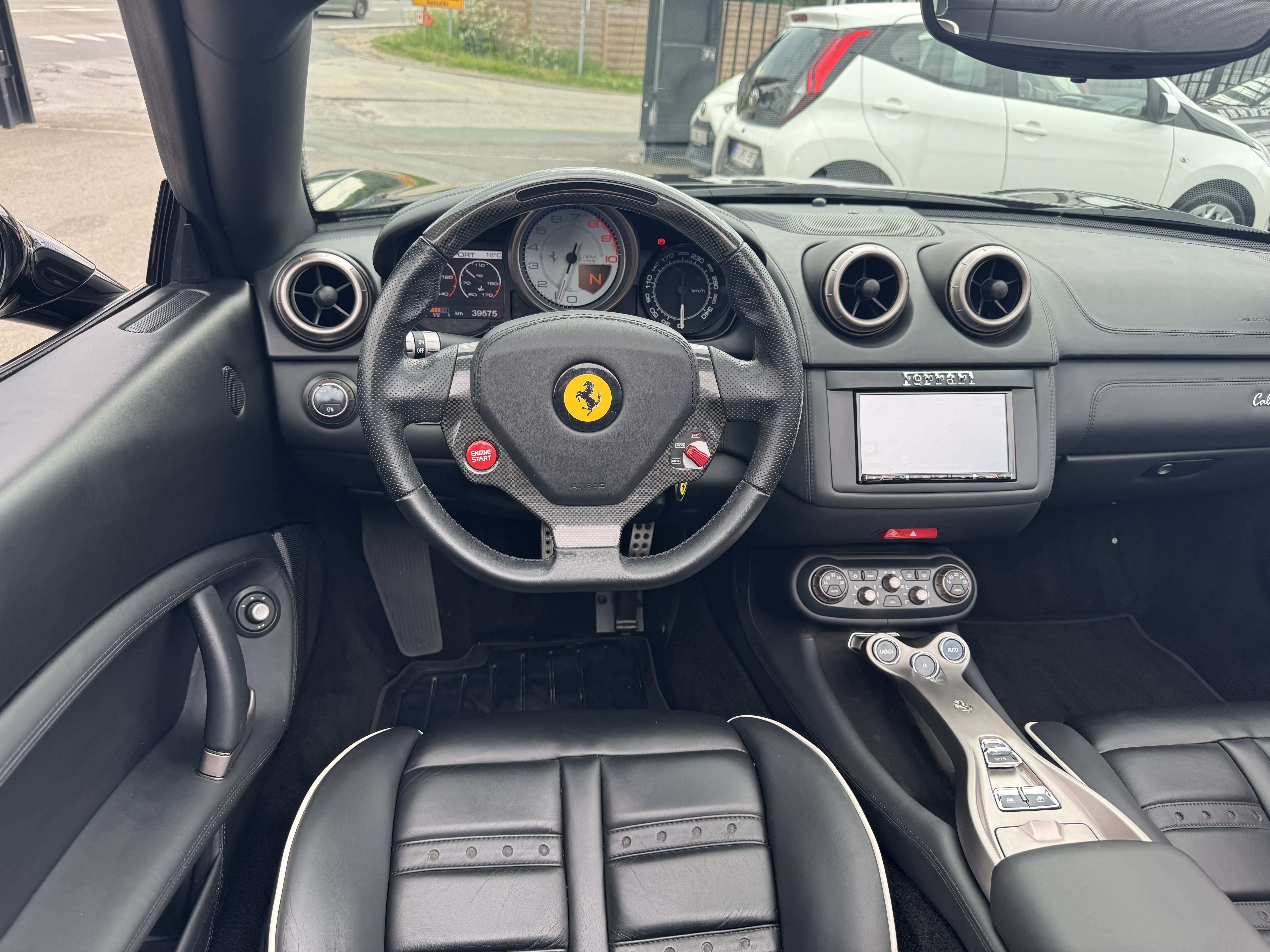 Ferrari California 4.3i V8 / 1ST PAINT / 4 SEATS / FULL SERVICE / DAYTONA