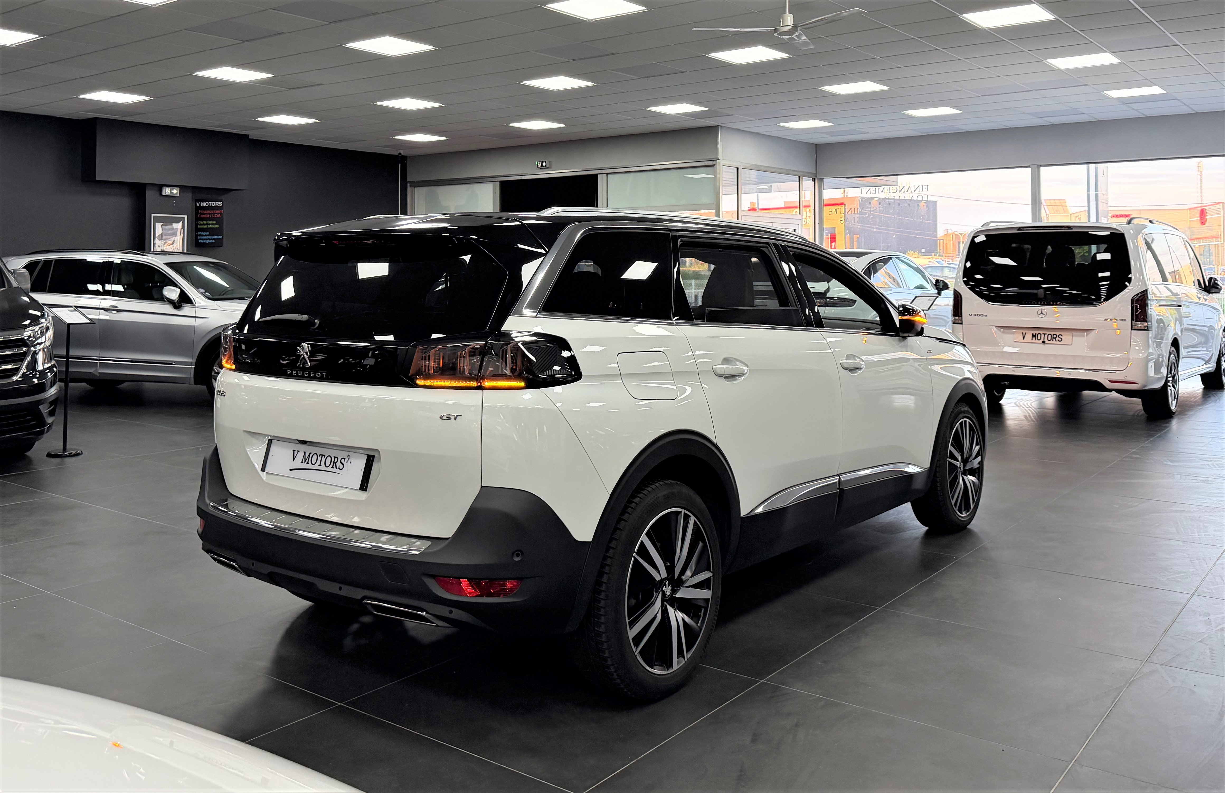 Peugeot 5008 II 2.0 HDI 180 S&S GT PACK EAT8 New Full Panorama 1er Main