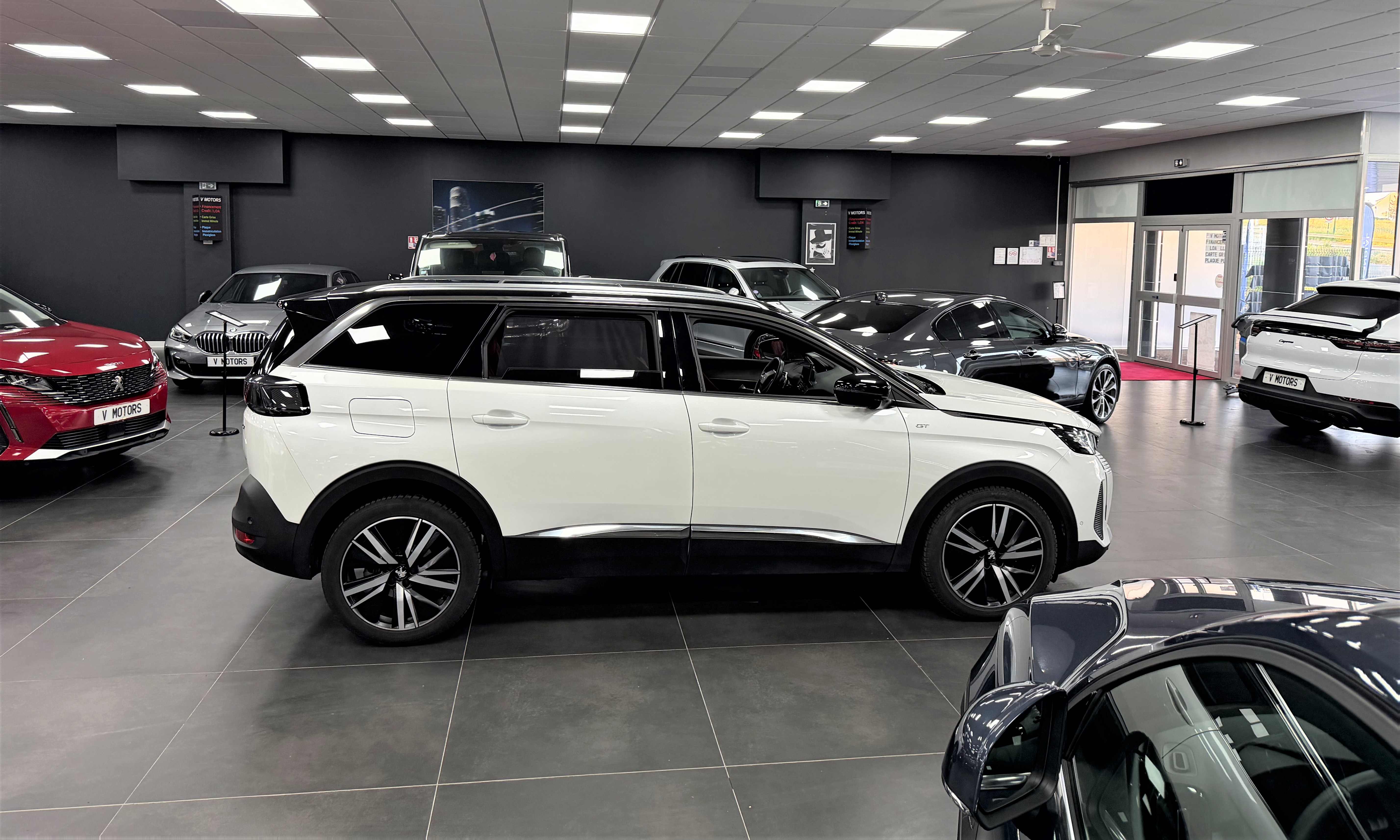 Peugeot 5008 II 2.0 HDI 180 S&S GT PACK EAT8 New Full Panorama 1er Main