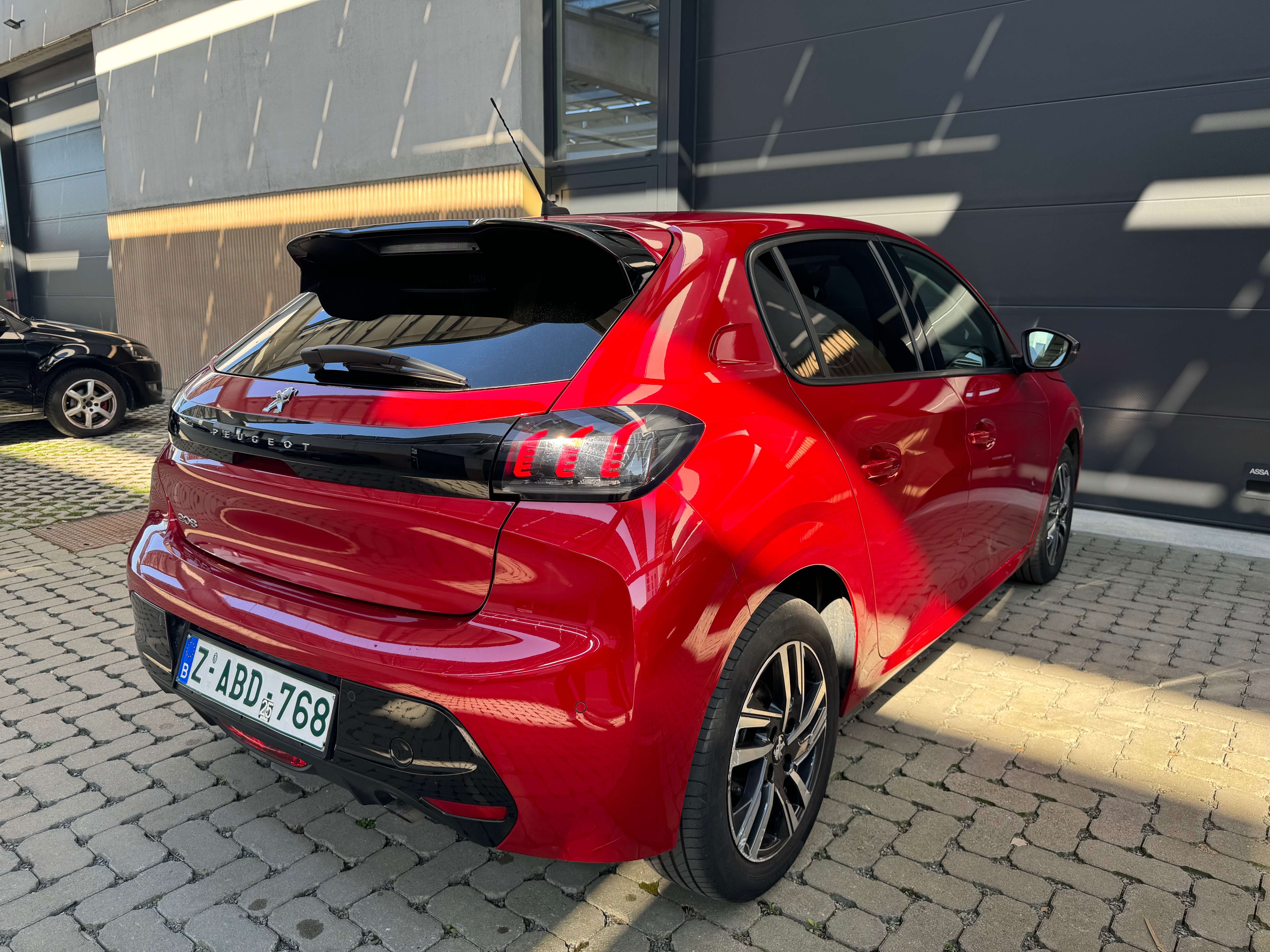 Peugeot 208 208 1.2i PureTech Allure Pack (EU6.4)
