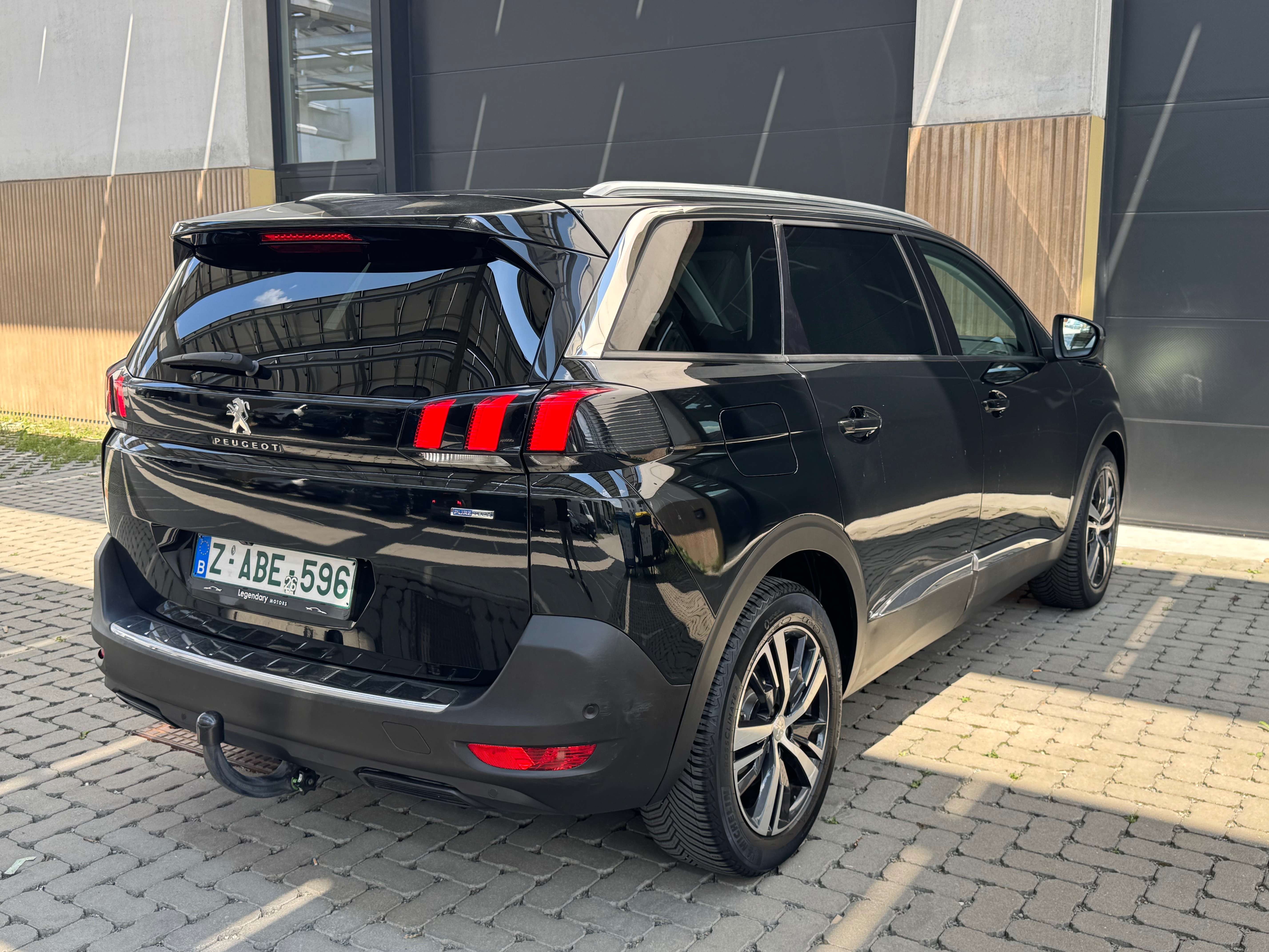Peugeot 5008 5008 1.2 / 12 MOIS GARANTIE /TOIT PANO / 7 PLACES