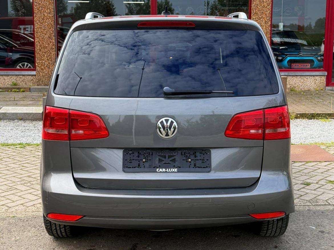 Volkswagen Touran 1.6 TDI 1O5CV BOITE AUTO CUIR