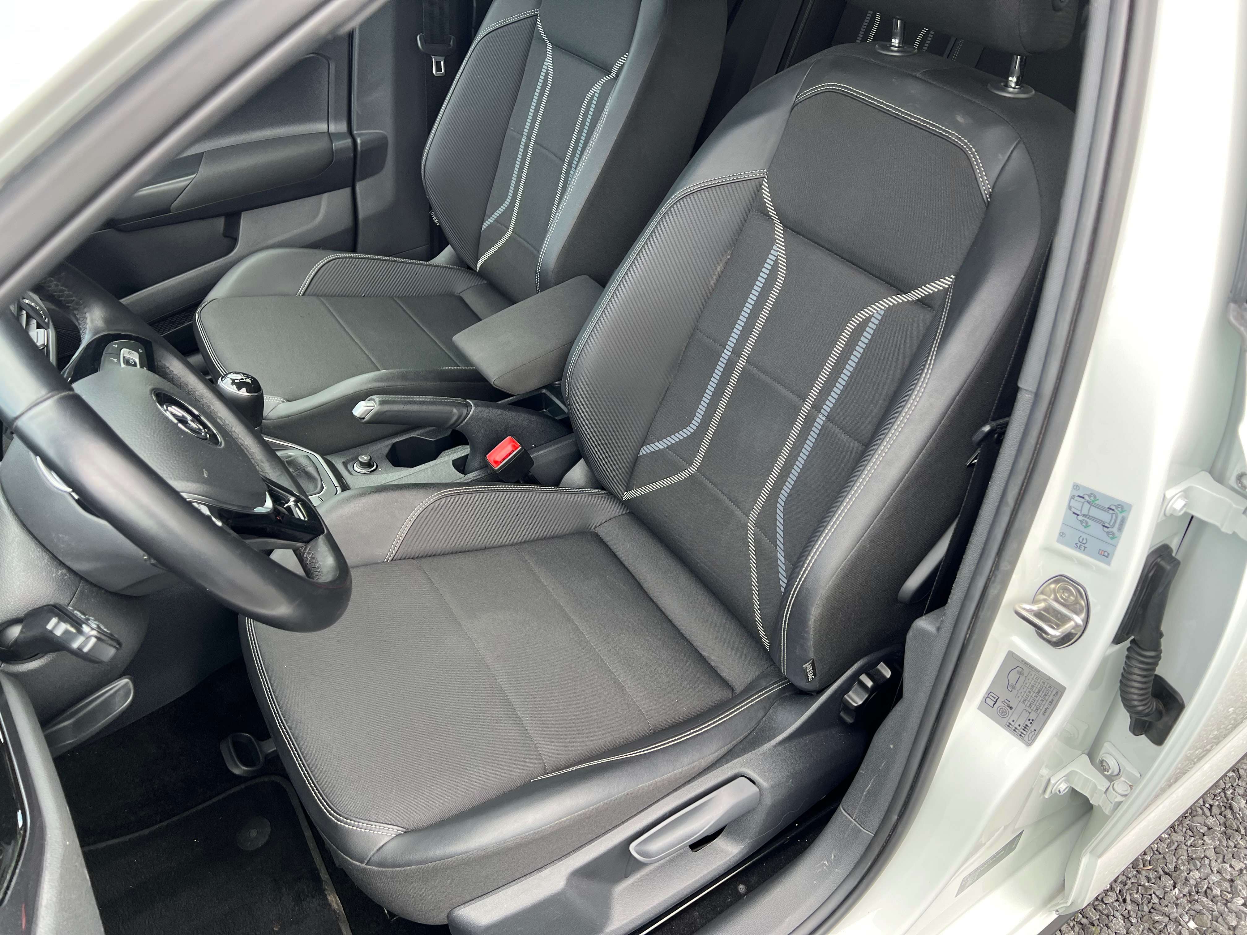 Volkswagen Polo Polo 1.0 TSi R-LINE Garantie 1 An.