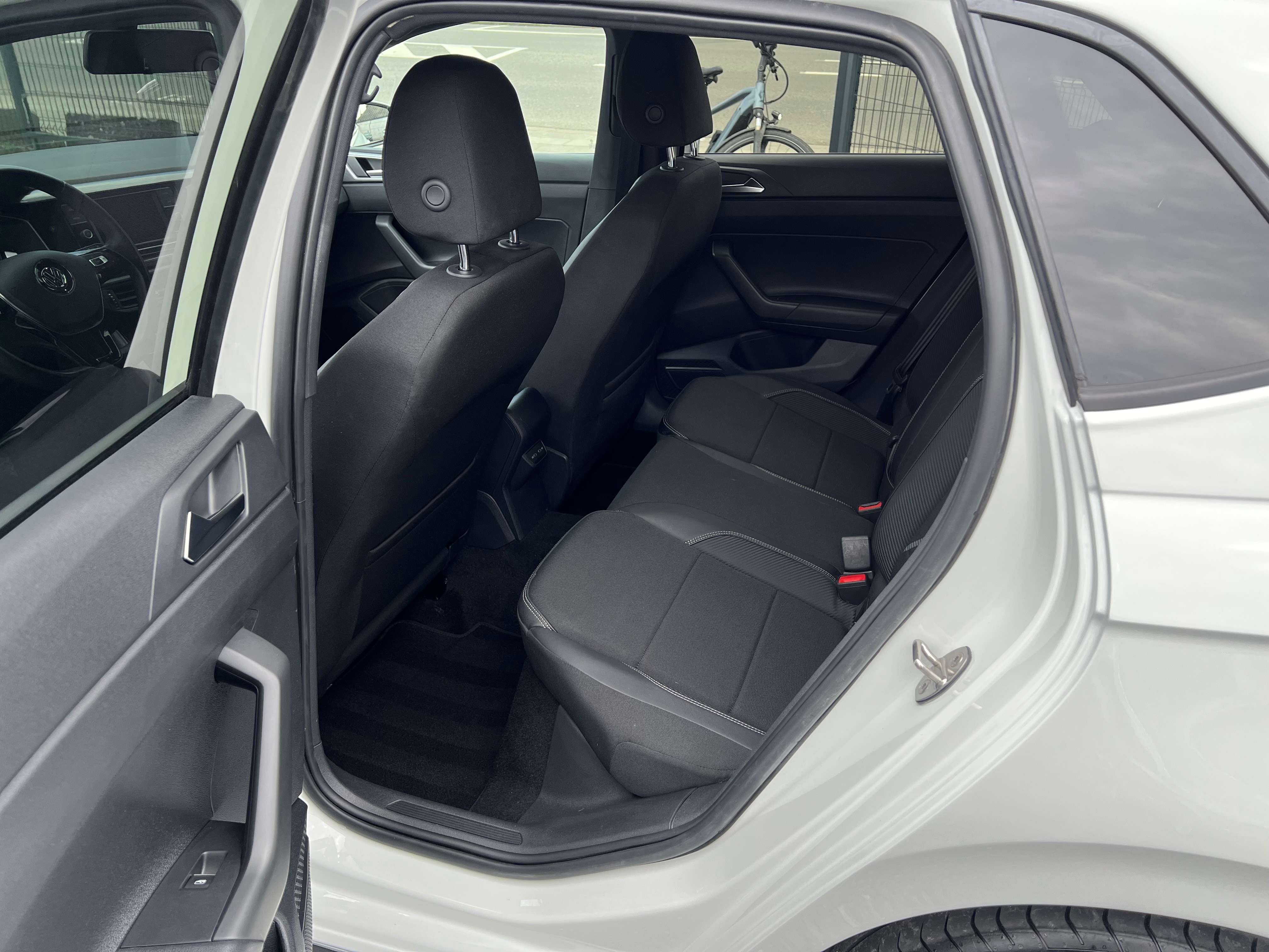 Volkswagen Polo Polo 1.0 TSi R-LINE Garantie 1 An.
