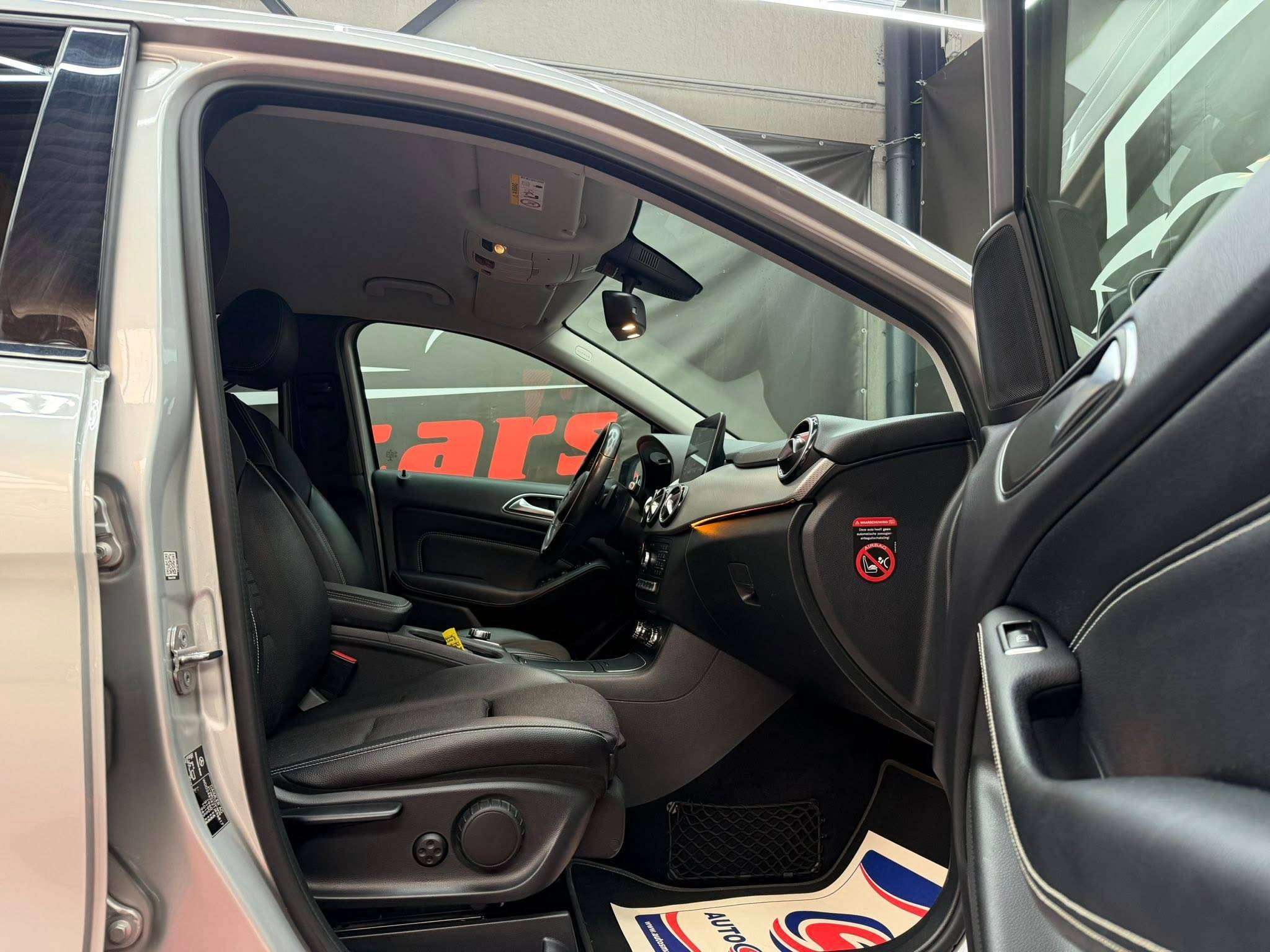 Mercedes-Benz B 180 B 180 Business Solution