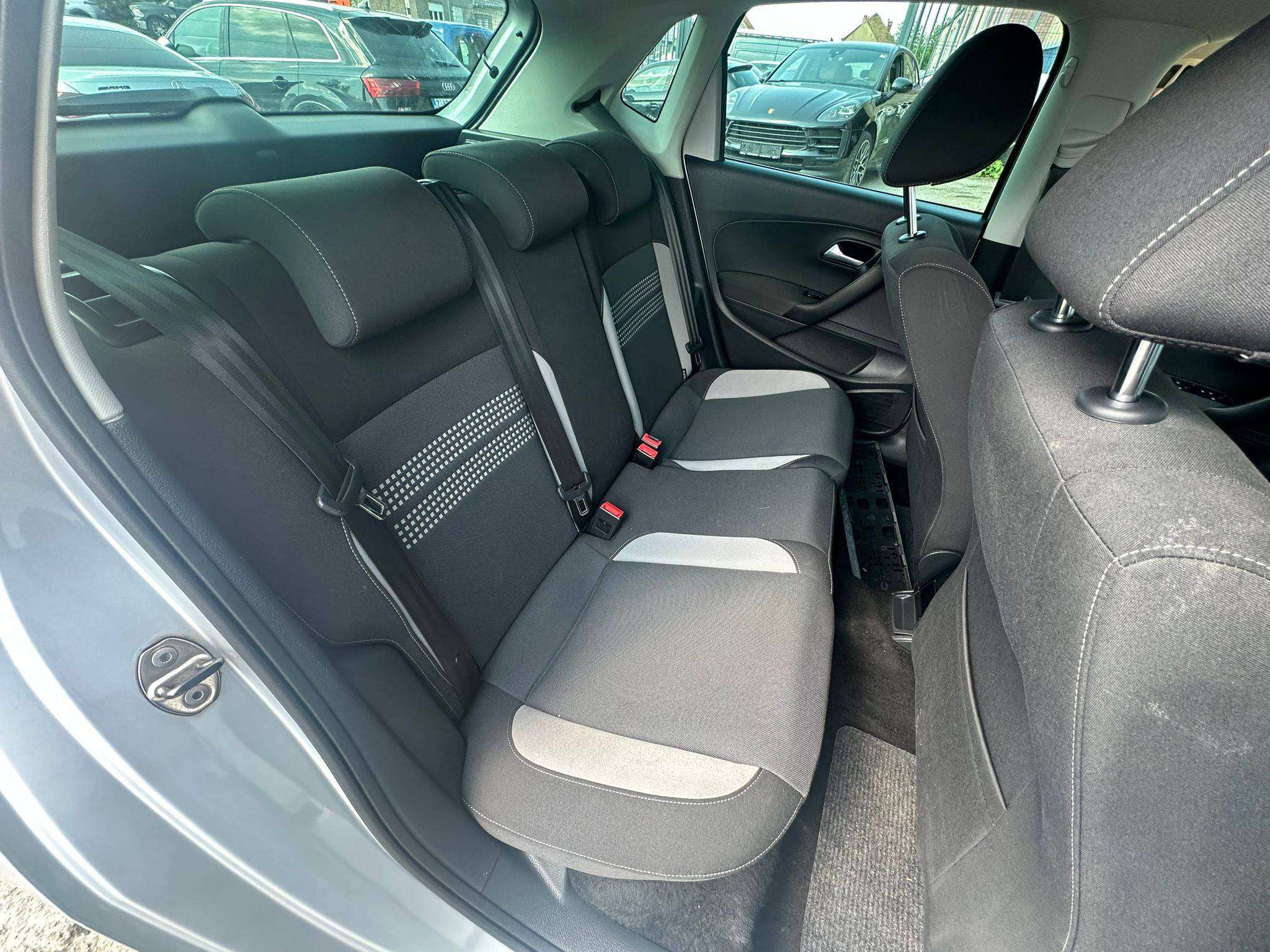 Volkswagen Polo 215€ PAR MOIS 0% SANS FRAIS !! Polo 1.4i Highline  DSG/PROPRE !/CRUISE CONTROLE