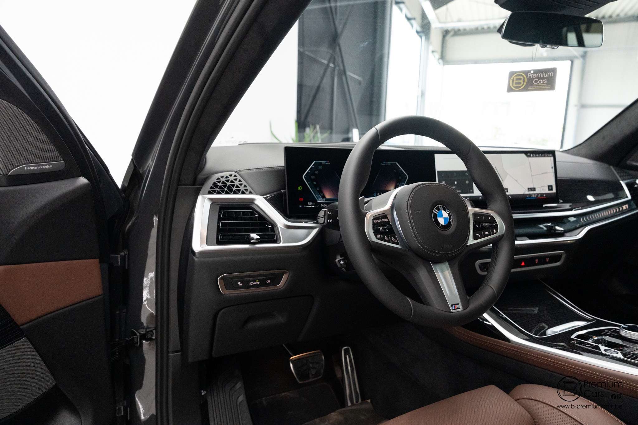 BMW X7 xDrive 40i M-pack pro bodykit! Acc, Hud, Massage!