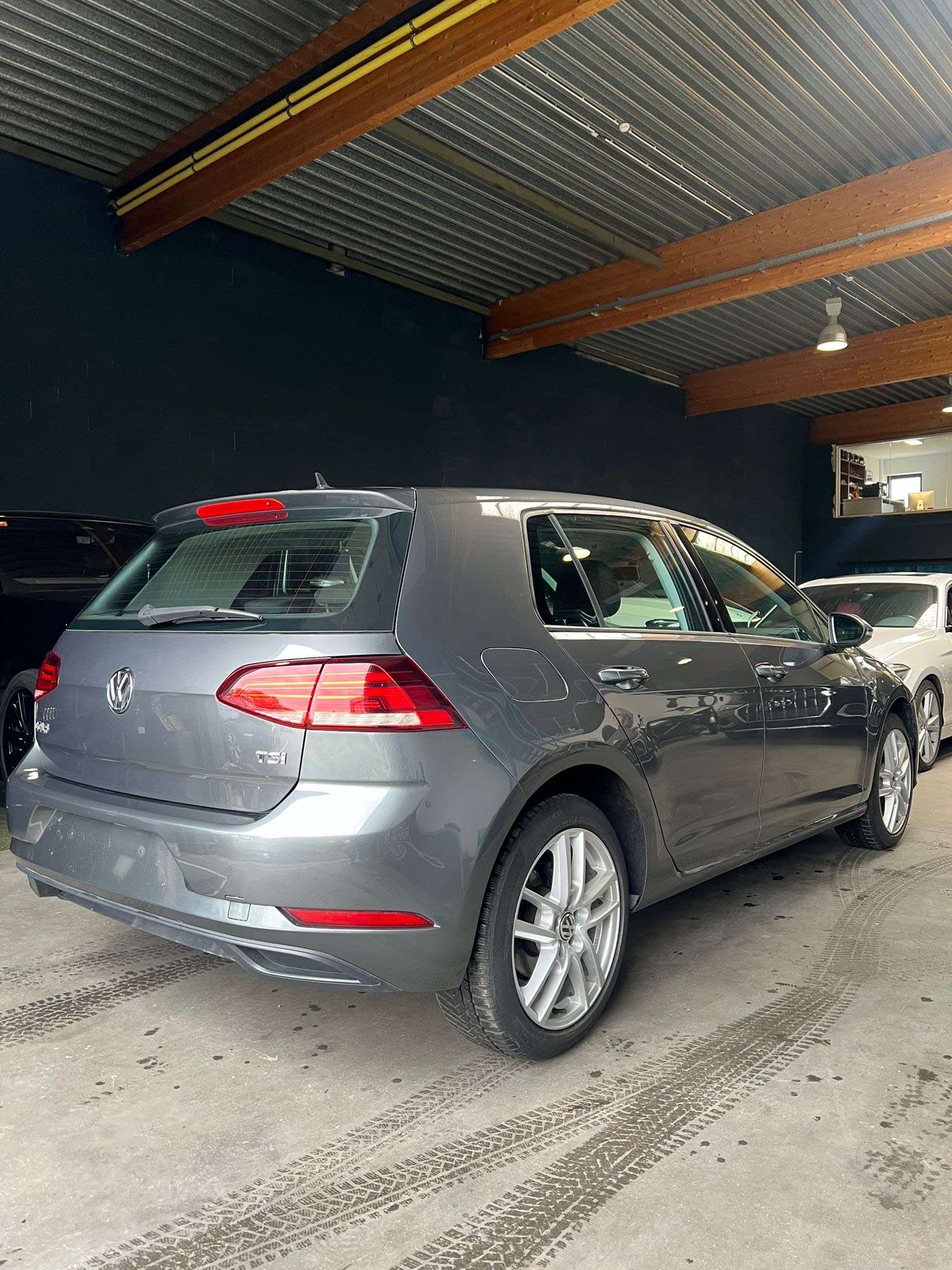 Volkswagen Golf Golf 1.0 TSI BMT Sound DSG