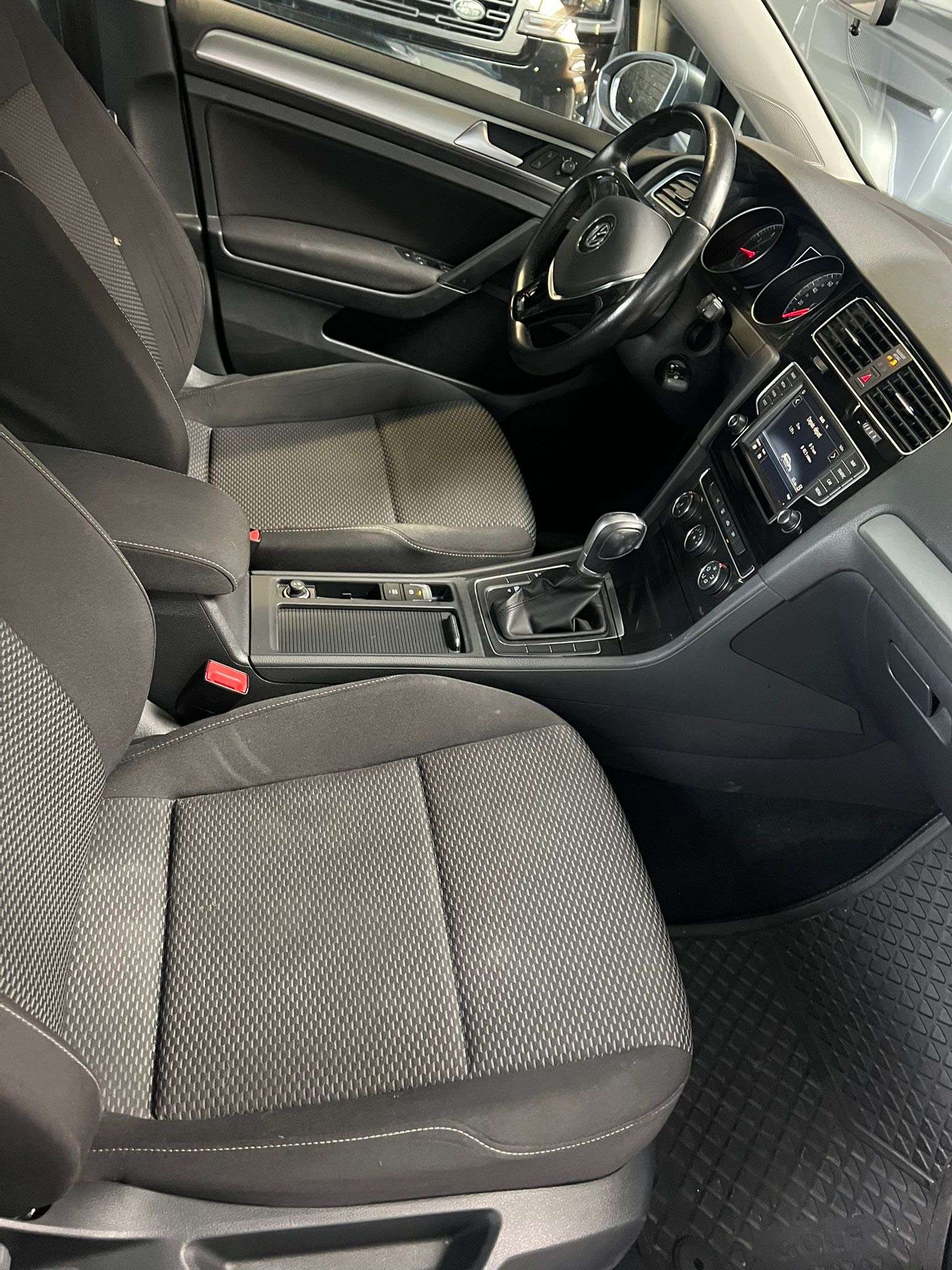 Volkswagen Golf Golf 1.0 TSI BMT Sound DSG