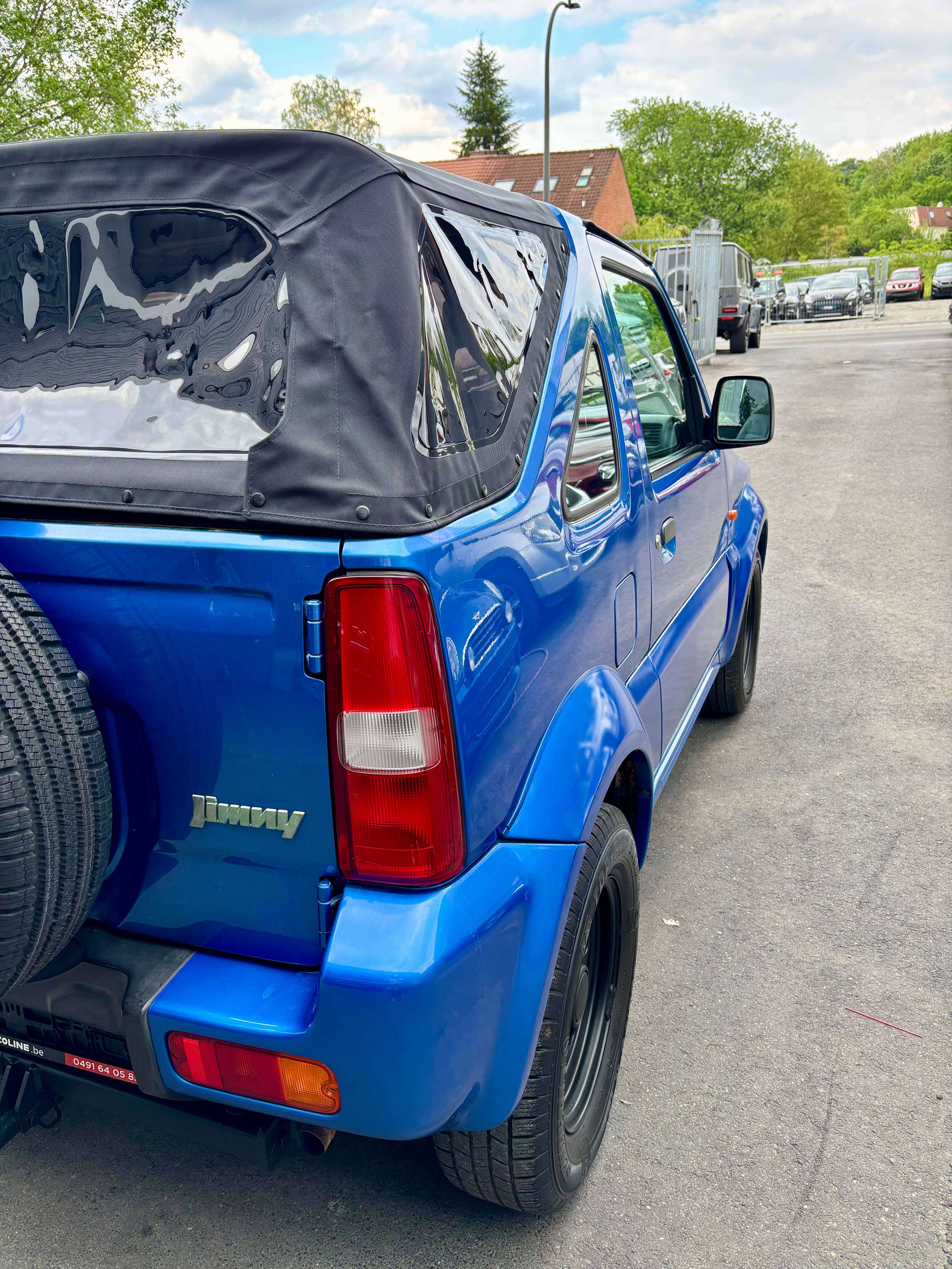 Suzuki Jimny Cabrio 1.3i 16v " 47000 Km " Car-pass Belge