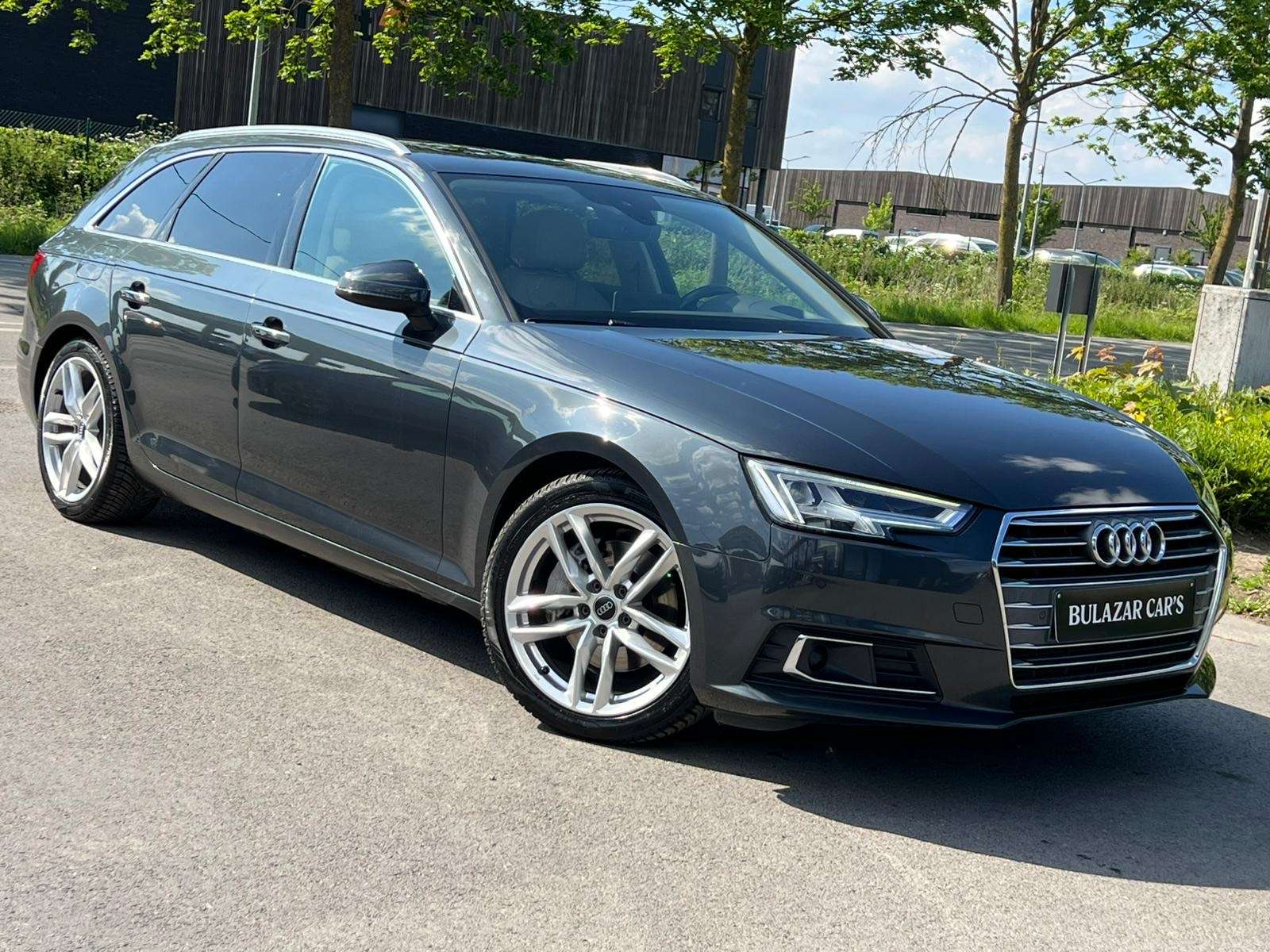 Audi A4 Avant 3.0 TDi V6 S tronic PANO/COCKPIT/HEADUP/LED