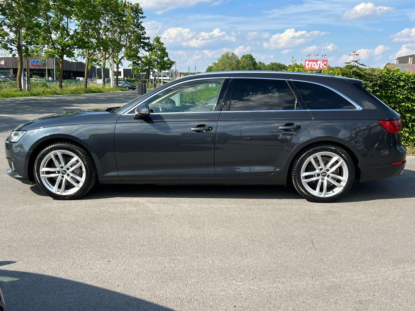 Audi A4 Avant 3.0 TDi V6 S tronic PANO/COCKPIT/HEADUP/LED