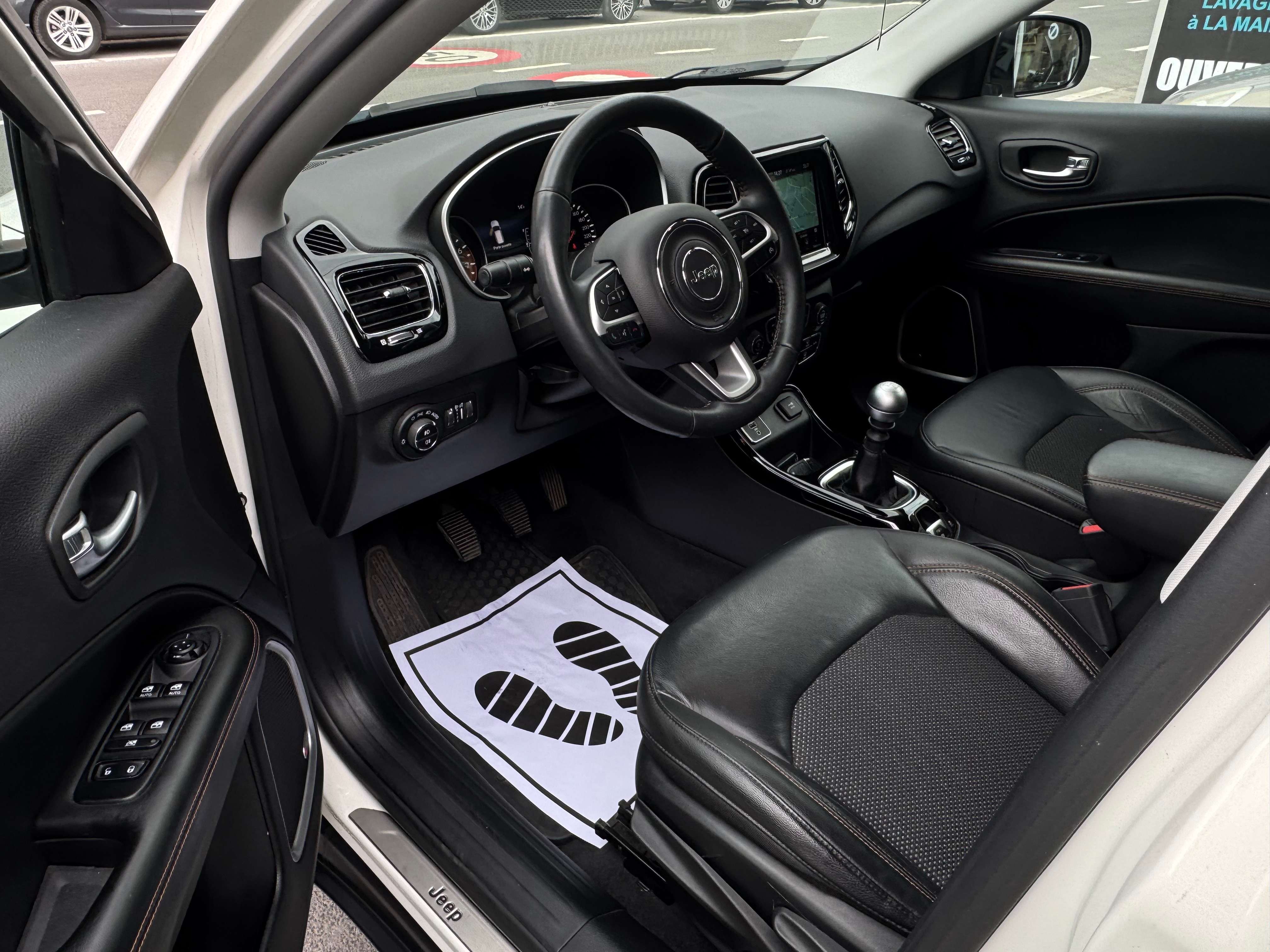 Jeep Compass 1.4 Turbo 4x2 Limited Semi Cuir Camera Jante Volant Chauffant Carnet Tres Propre Garantie