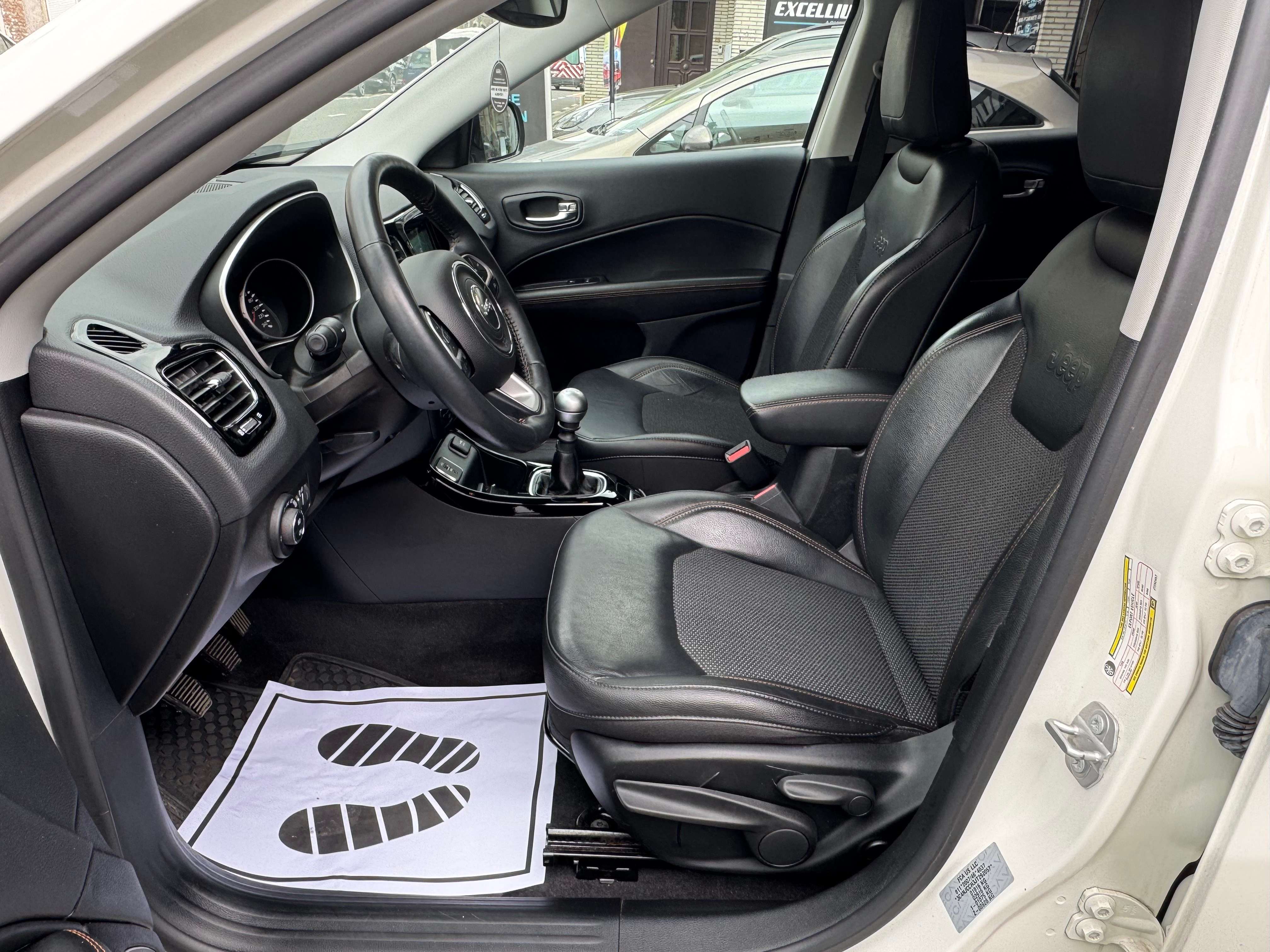 Jeep Compass 1.4 Turbo 4x2 Limited Semi Cuir Camera Jante Volant Chauffant Carnet Tres Propre Garantie