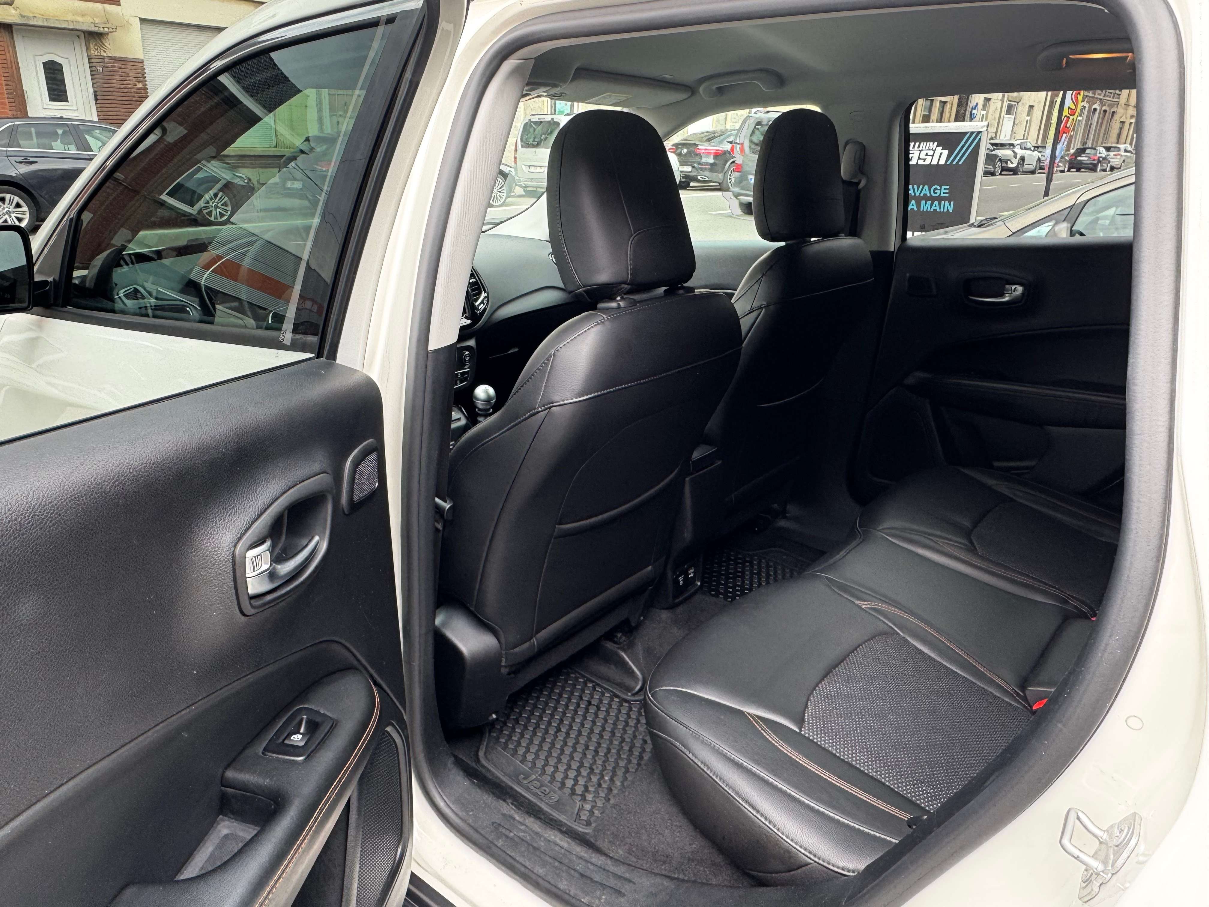 Jeep Compass 1.4 Turbo 4x2 Limited Semi Cuir Camera Jante Volant Chauffant Carnet Tres Propre Garantie