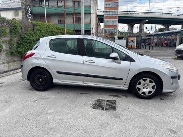 Peugeot 308 1.6 HDI 90 BUSINESS 5P