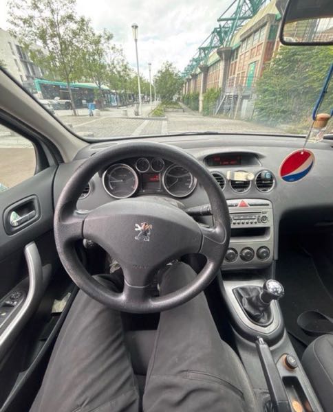 Peugeot 308 1.6 HDI 90 BUSINESS 5P