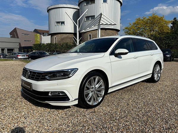 Volkswagen Passat 1.6 TDi *R Line*CARPLAY*SIEGE+VOLANT CHAUFF*GARANTIE*