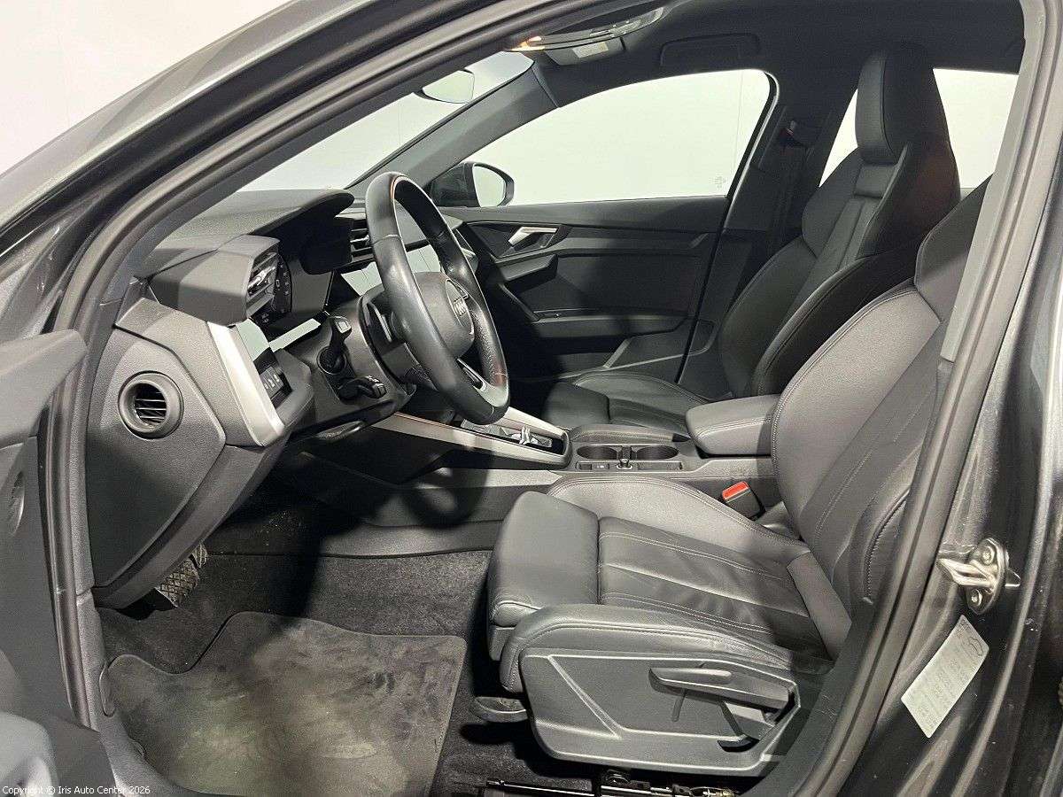 Audi A3 40 TFSI E S-LINE | NETTO: 20.700€ | CARPLAY