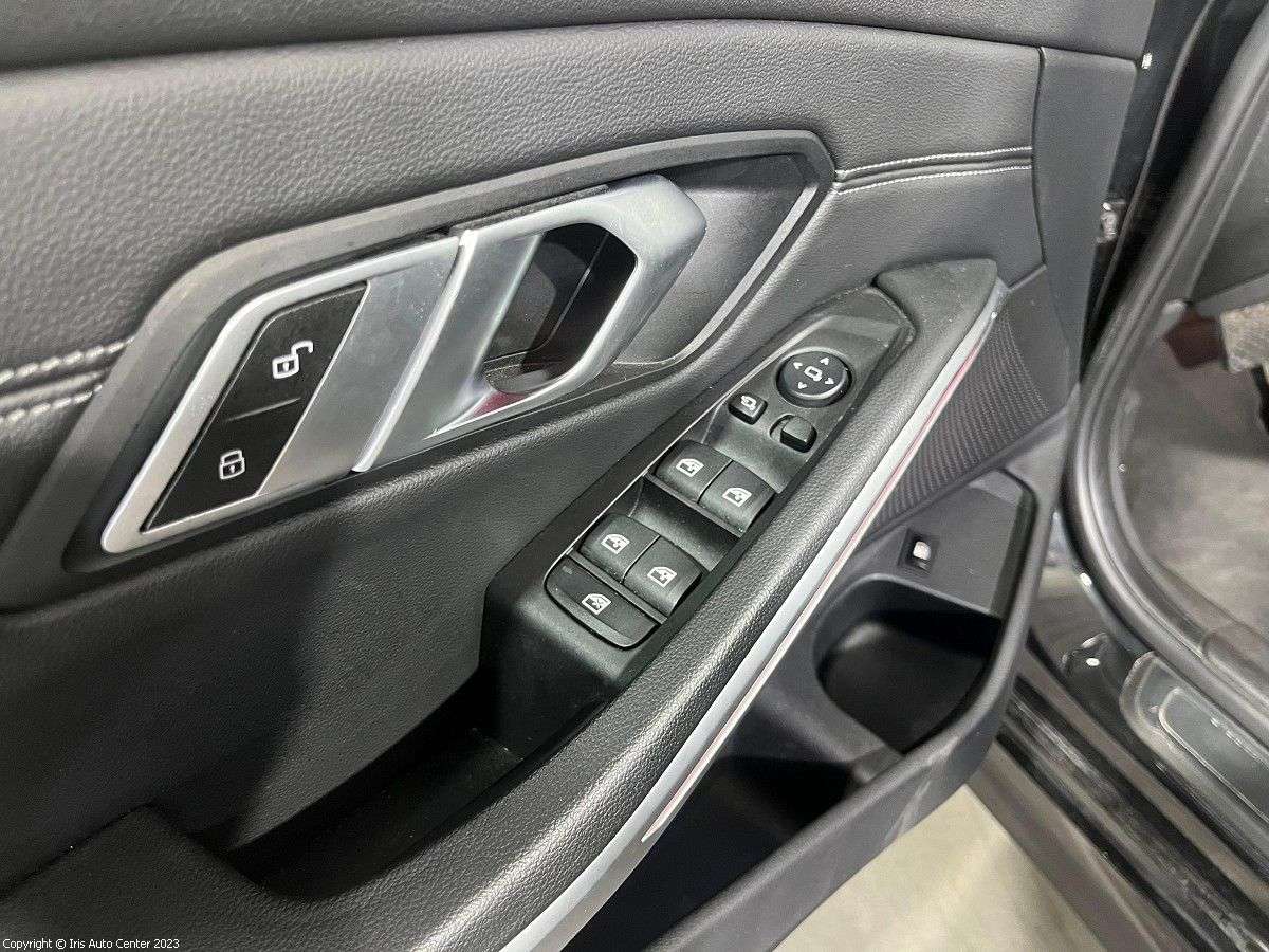 BMW 330 330 E | NAVI | APPLE CARPLAY| 22306€ HTVA thumbnail