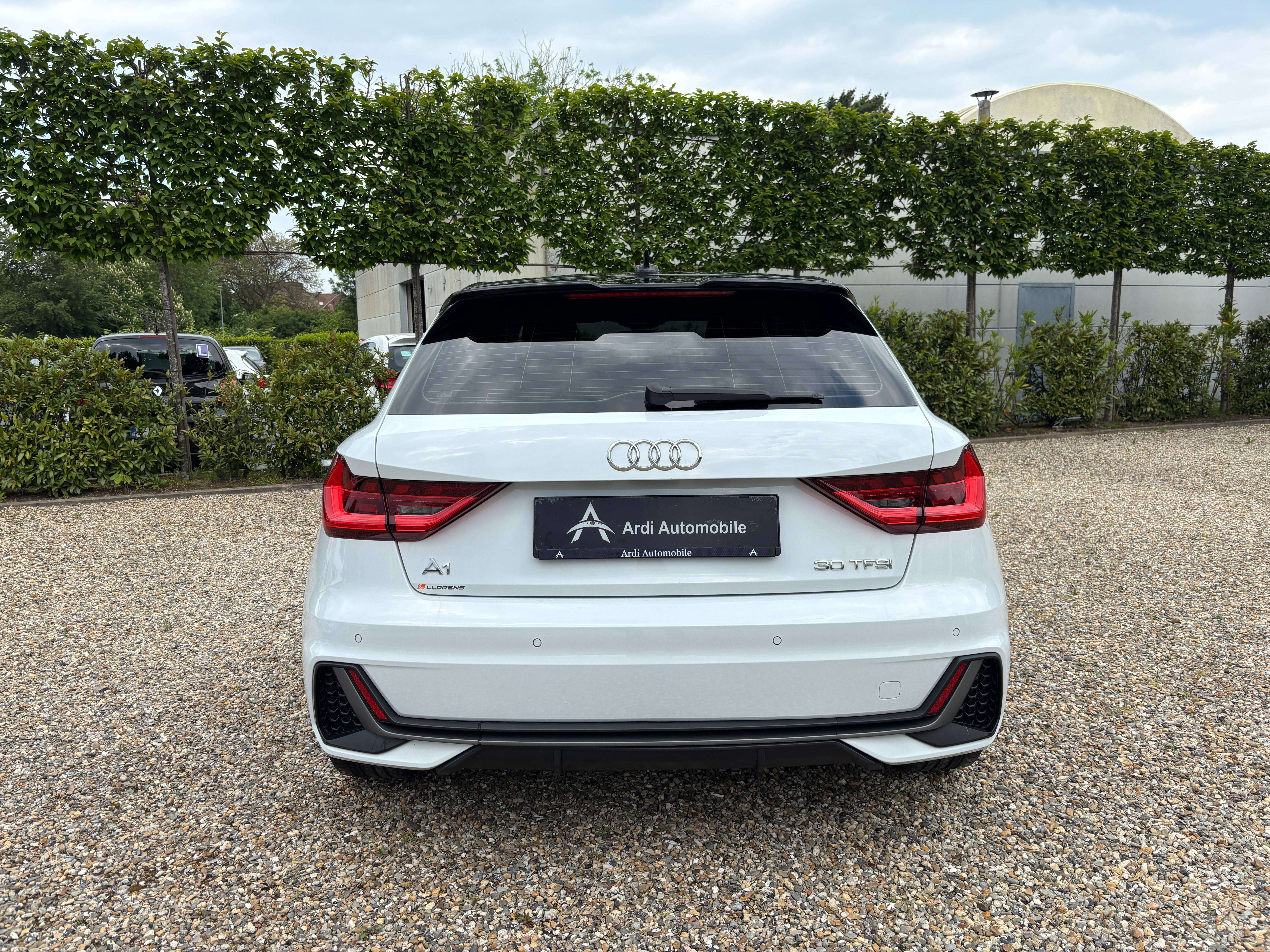 Audi A1 Sportback 1.0 TFSI *S Line*CARPLAY*CAPTEUR AV+AR*GARANTIE*