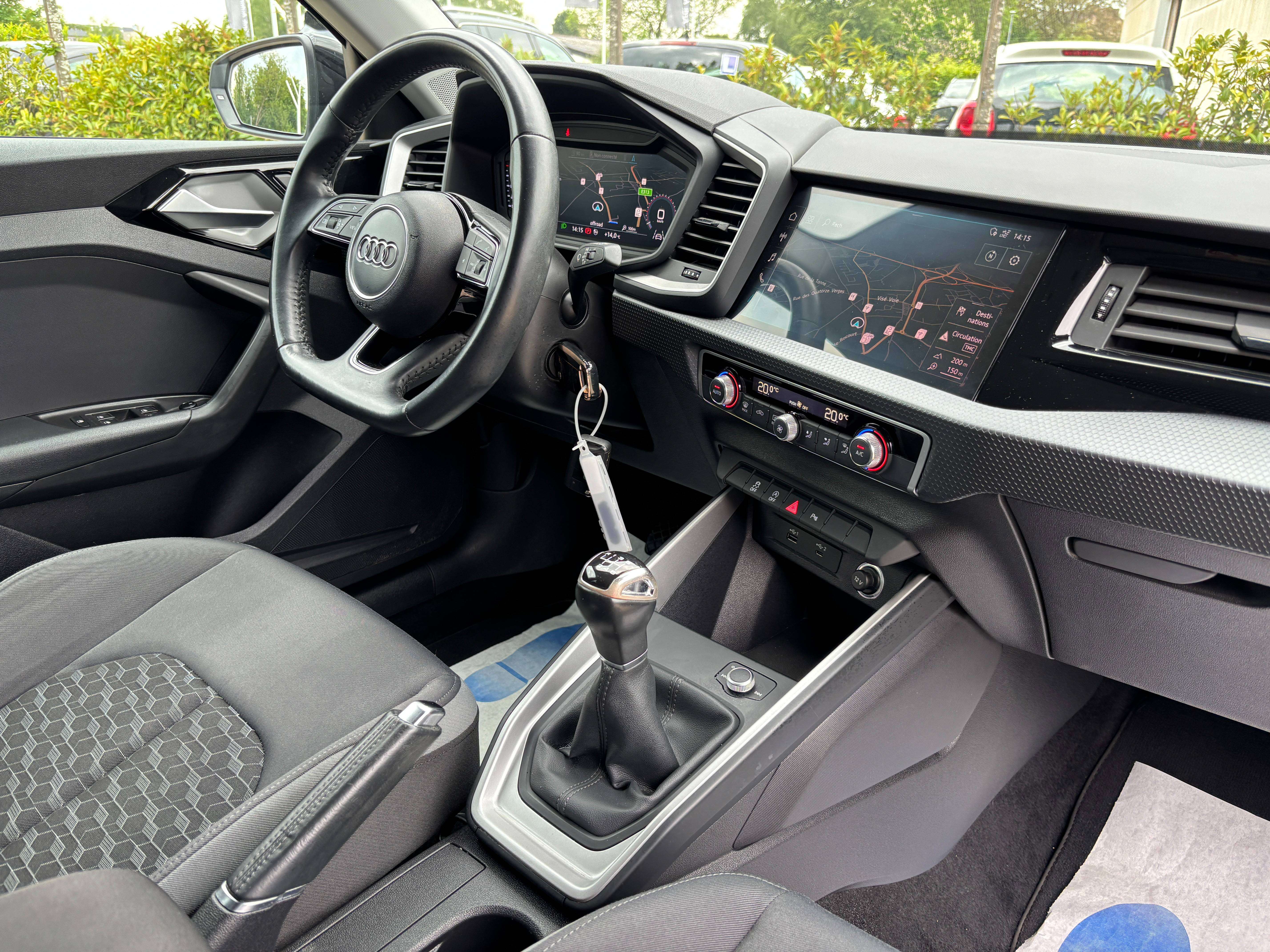 Audi A1 Sportback 1.0 TFSI *S Line*CARPLAY*CAPTEUR AV+AR*GARANTIE*