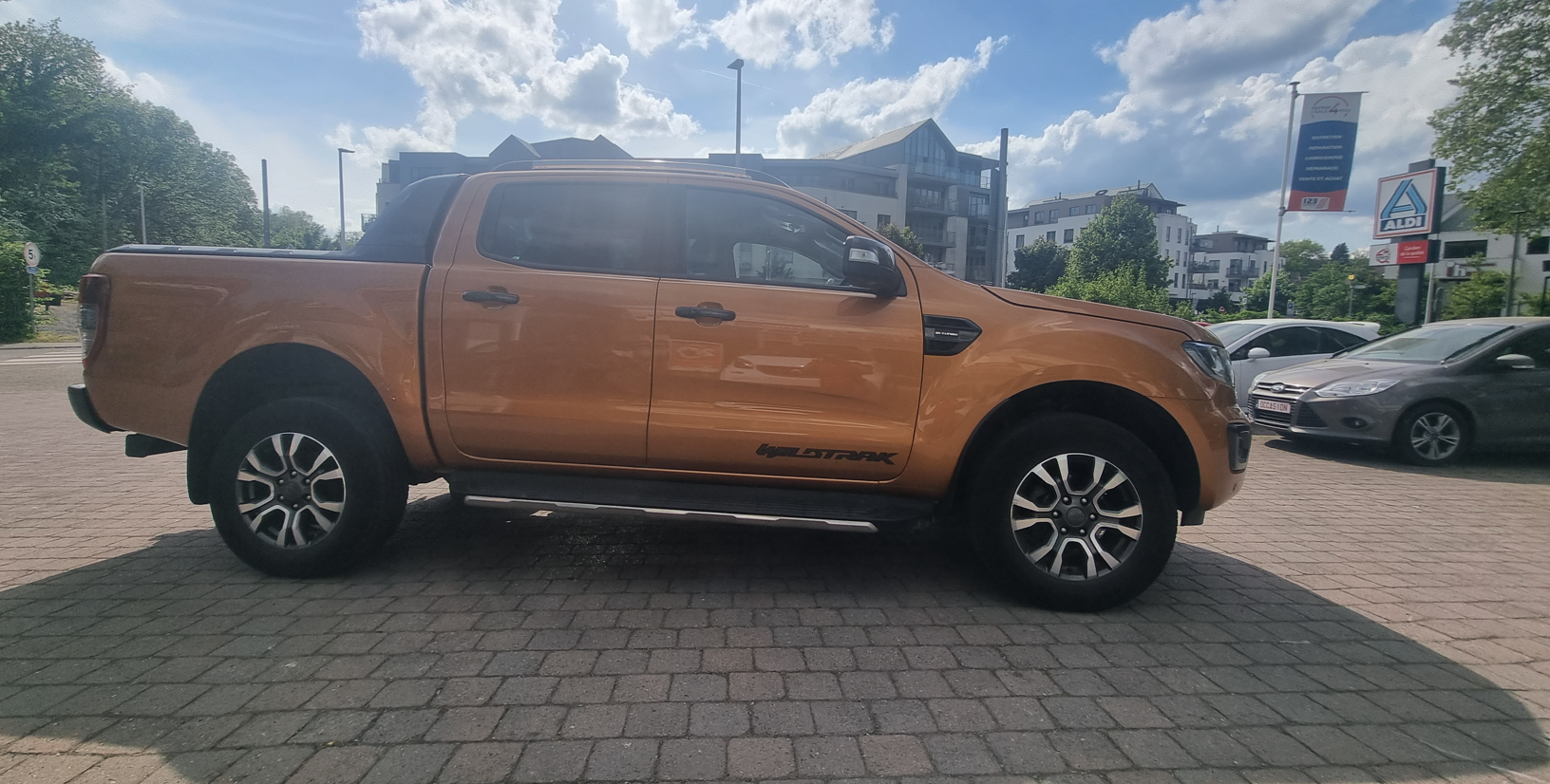 Ford Ranger III (3) 2.0 ECOBLUE 213 7CV DOUBLE CABINE WILDTRAK AUTO
