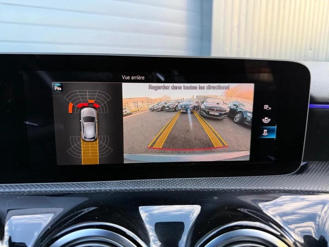 Mercedes-Benz Classe A 180d AMG Line 116ch DCT-7 / LED intérieur CarPlay
