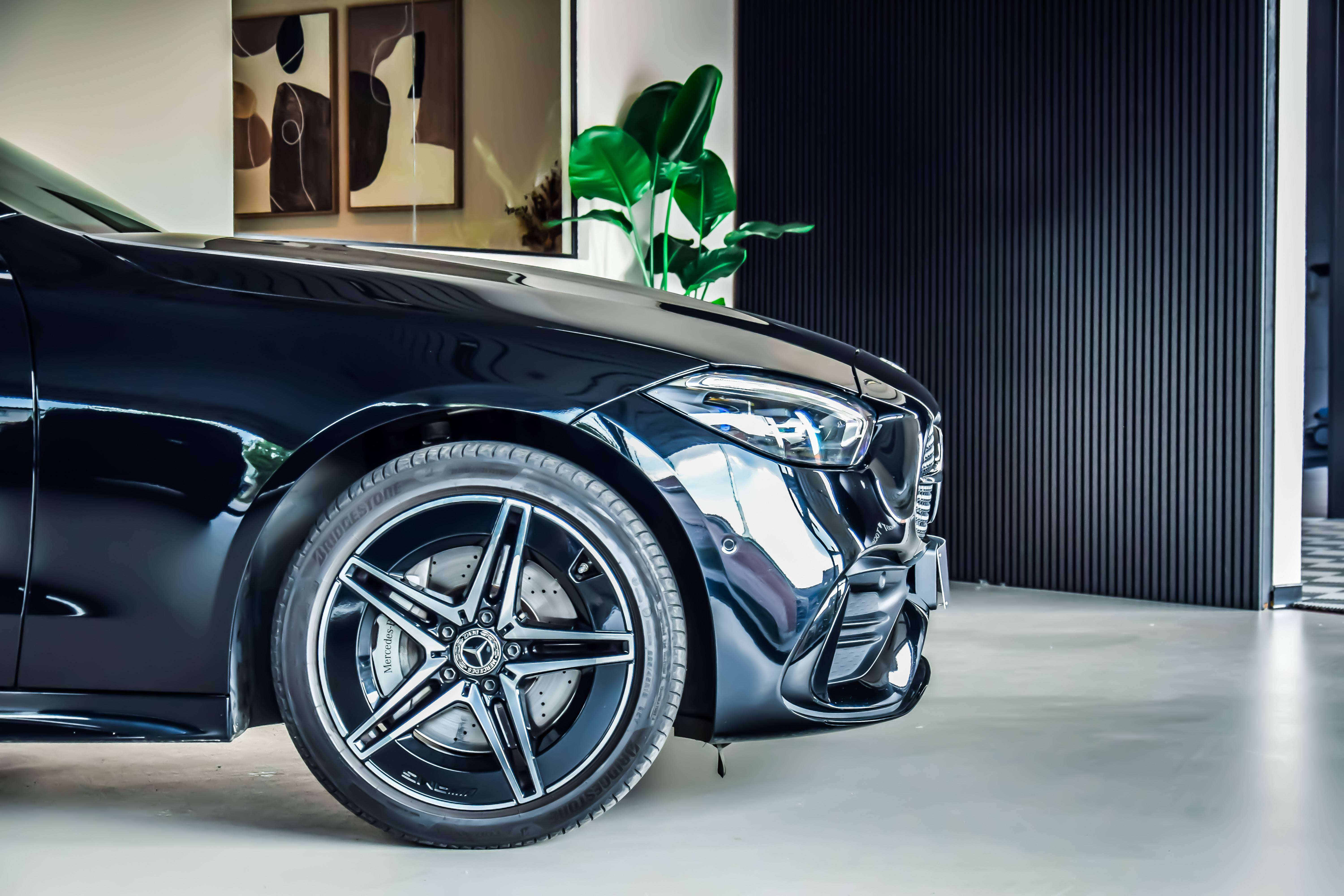 Mercedes-Benz C 300 e PHEV AMG-Line 04/2022 - Full Option!!