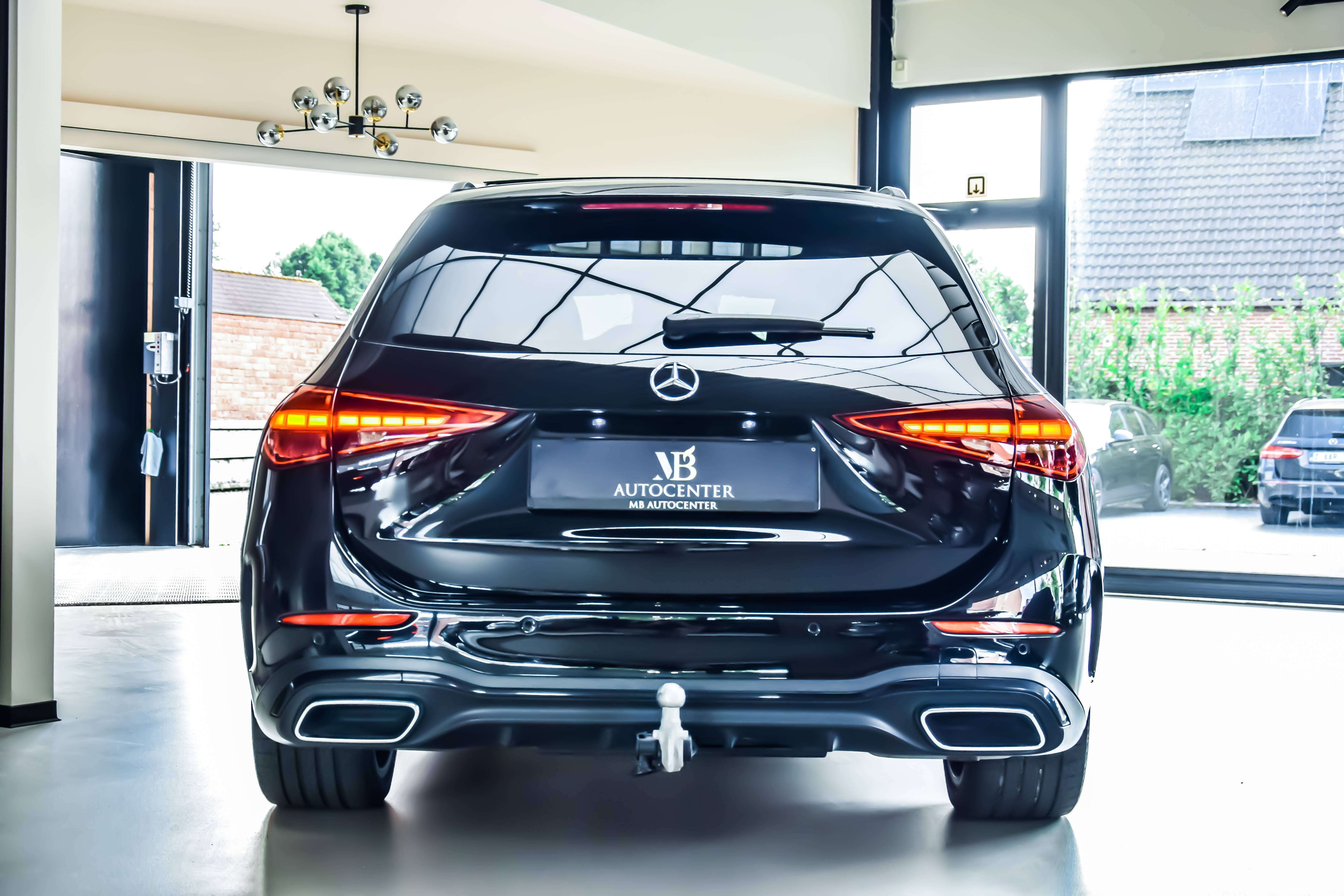 Mercedes-Benz C 300 e PHEV AMG-Line 04/2022 - Full Option!!