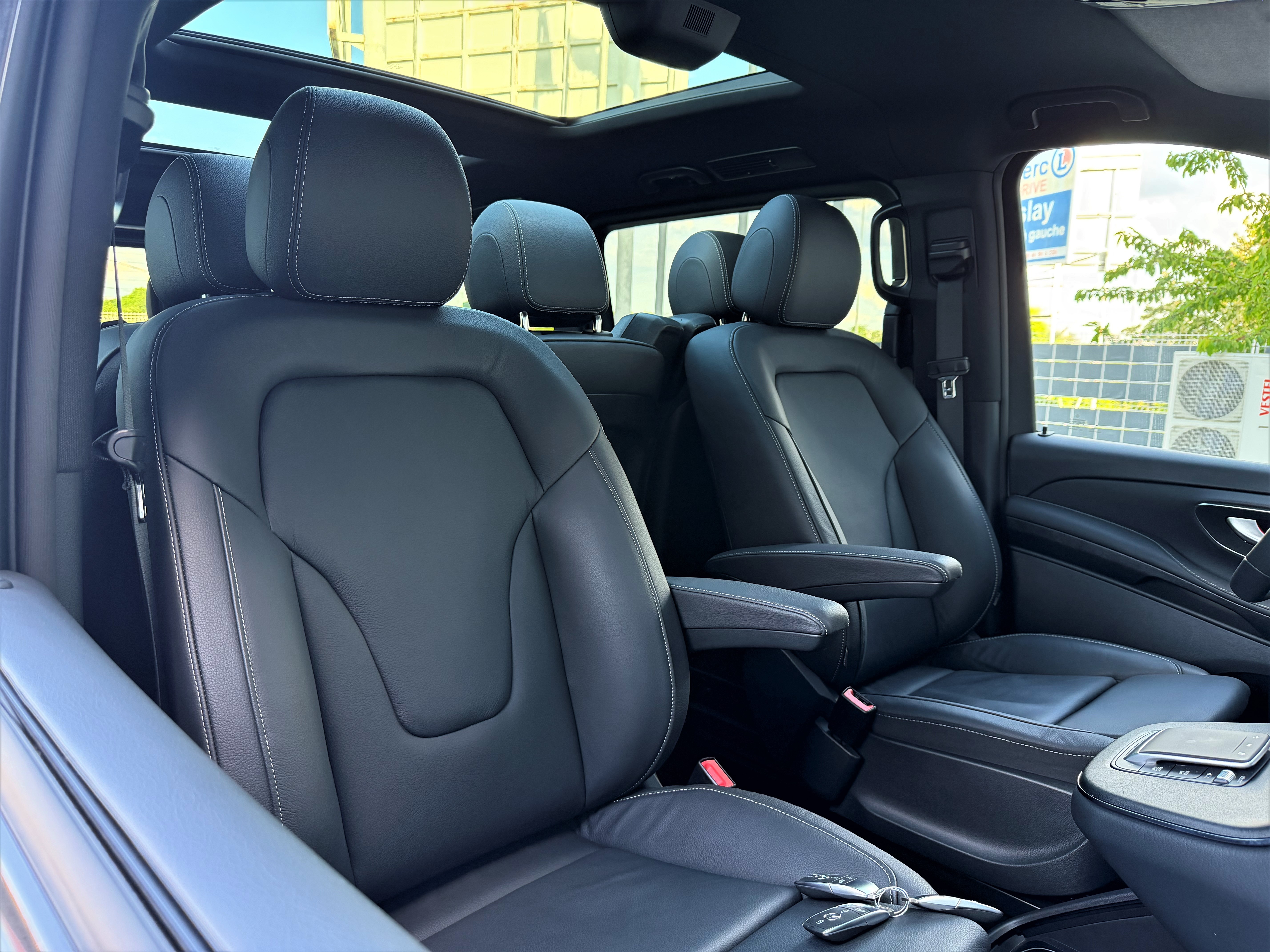 Mercedes-Benz Classe V 250d AVANTGARDE AMG LINE DESIGN' 8PL NEW PANORAMA 1er Main