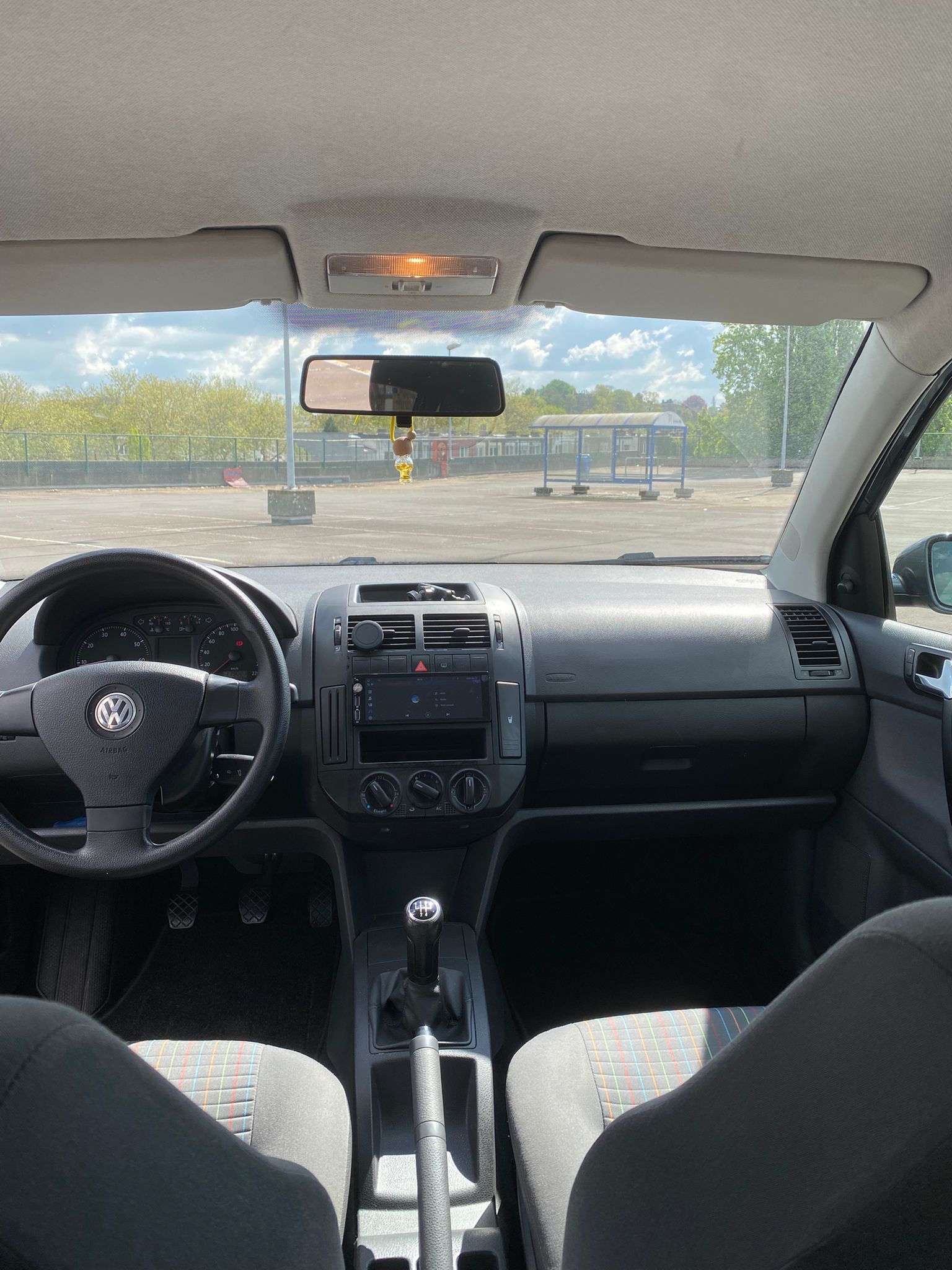 Volkswagen Polo IV (2) 1.2 65 CONFORT 5P