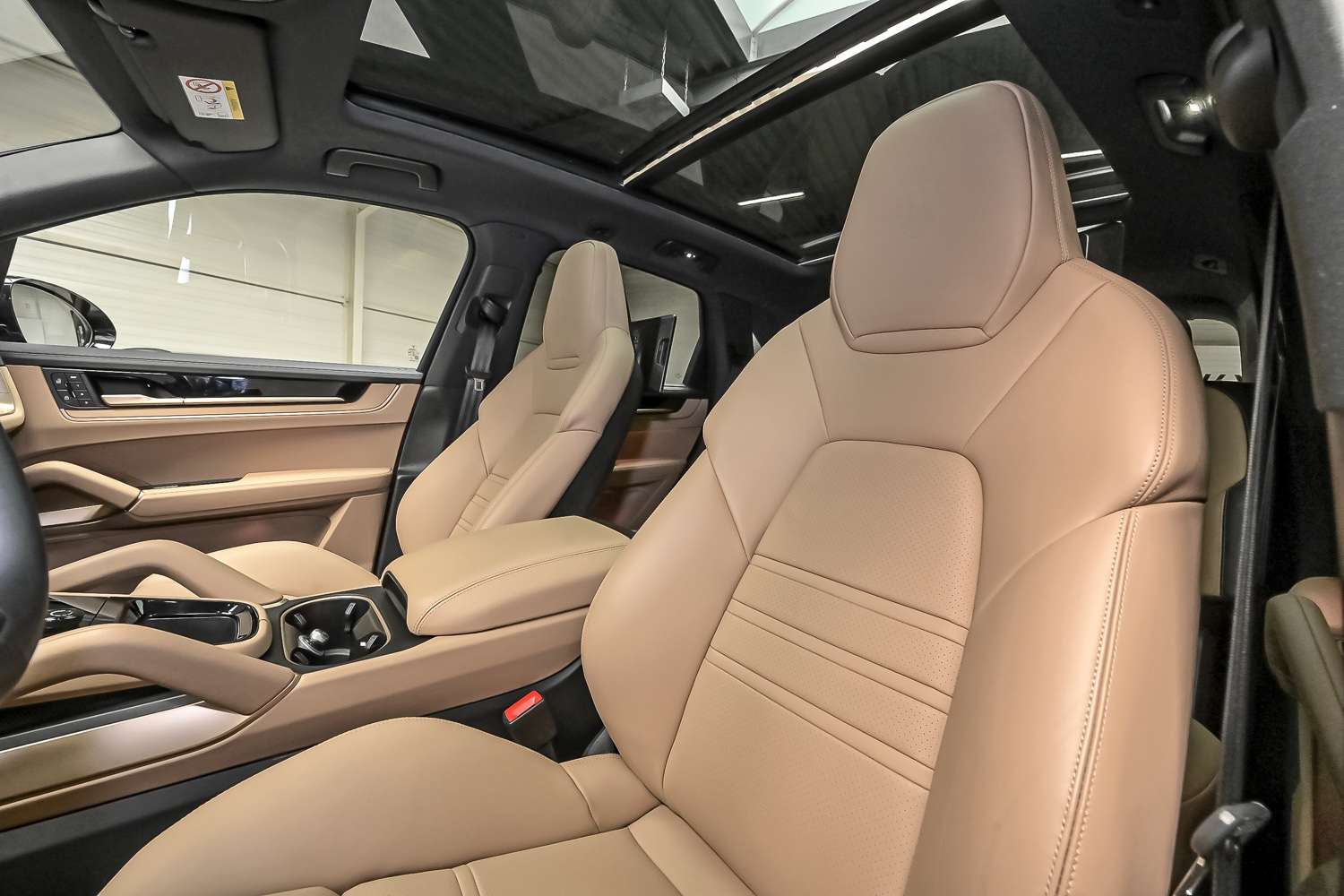 Porsche Cayenne Cayenne E-Hybrid 3.0 Turbo V6 (346 kW)
