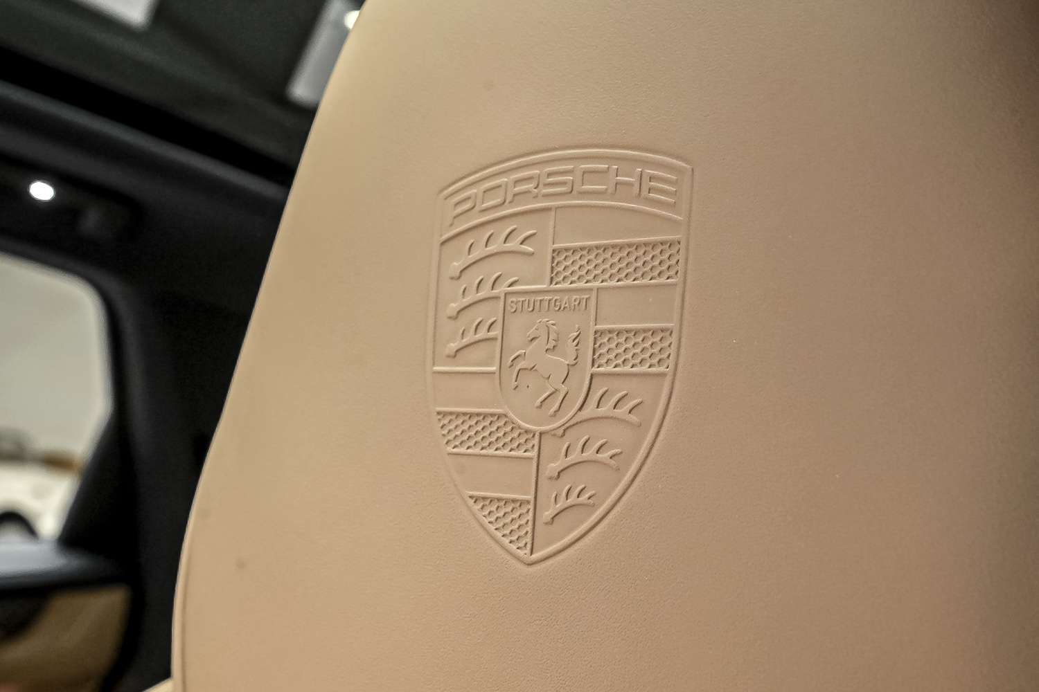 Porsche Cayenne Cayenne E-Hybrid 3.0 Turbo V6 (346 kW)