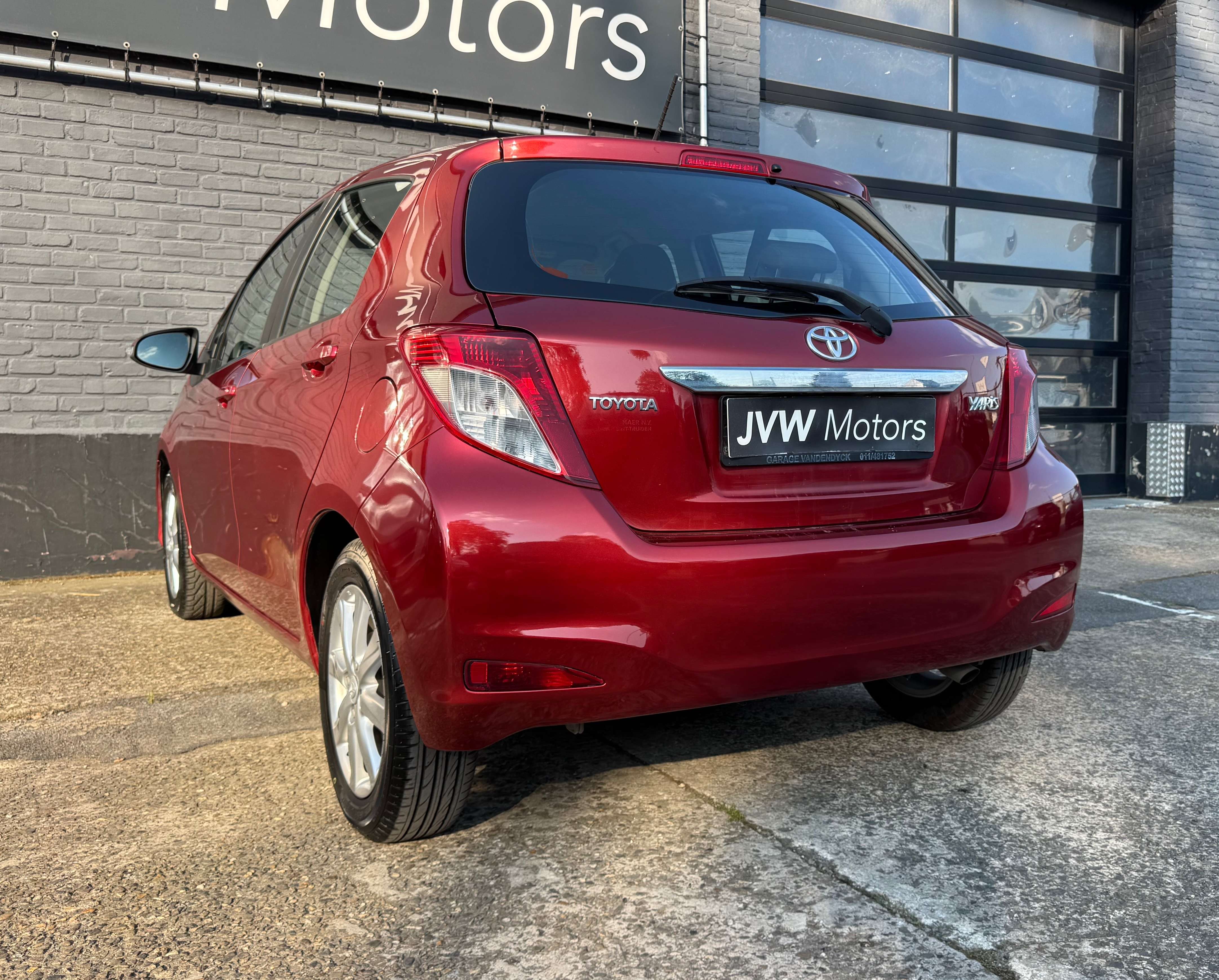 Toyota Yaris 1.33i VVT-i * 100pk * 63Dkm * Airco