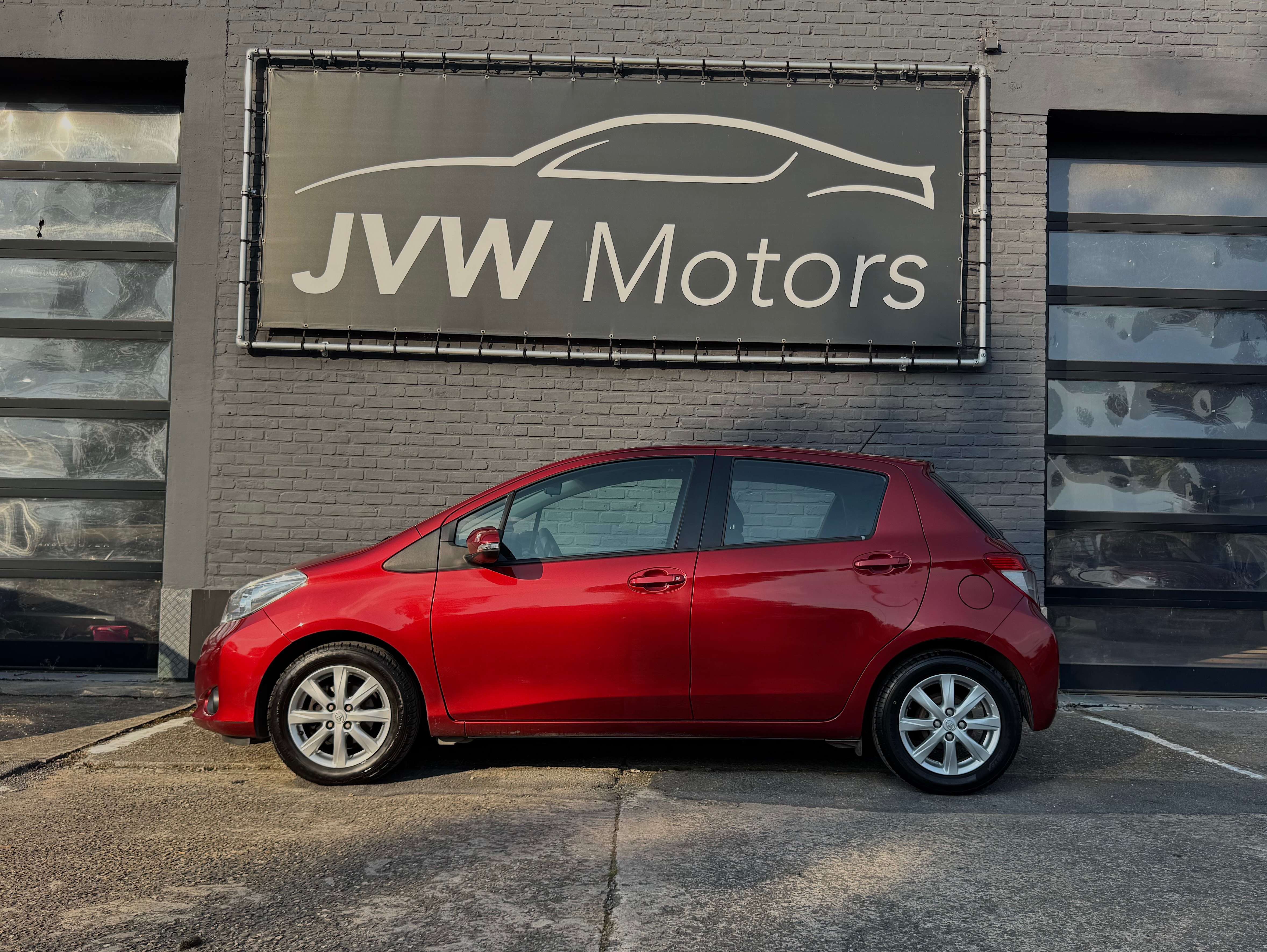 Toyota Yaris 1.33i VVT-i * 100pk * 63Dkm * Airco