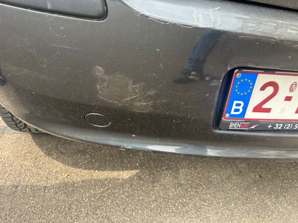 Renault Clio III 1.2 16V 75 RIP CURL 2 5P