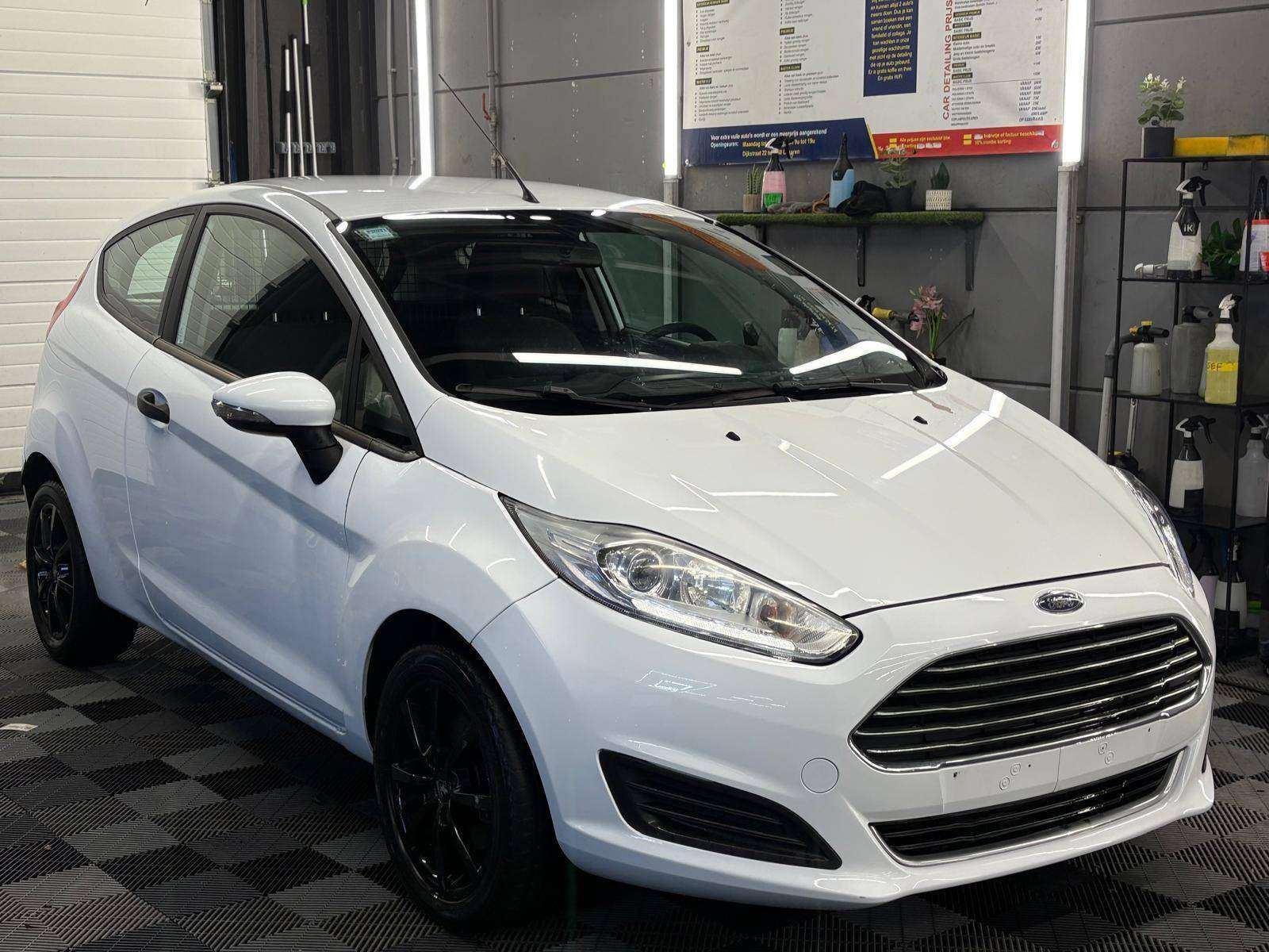 Ford Fiesta 1.5 TDCi Lichte vracht GEKEURD 2016 92000km Euro 6