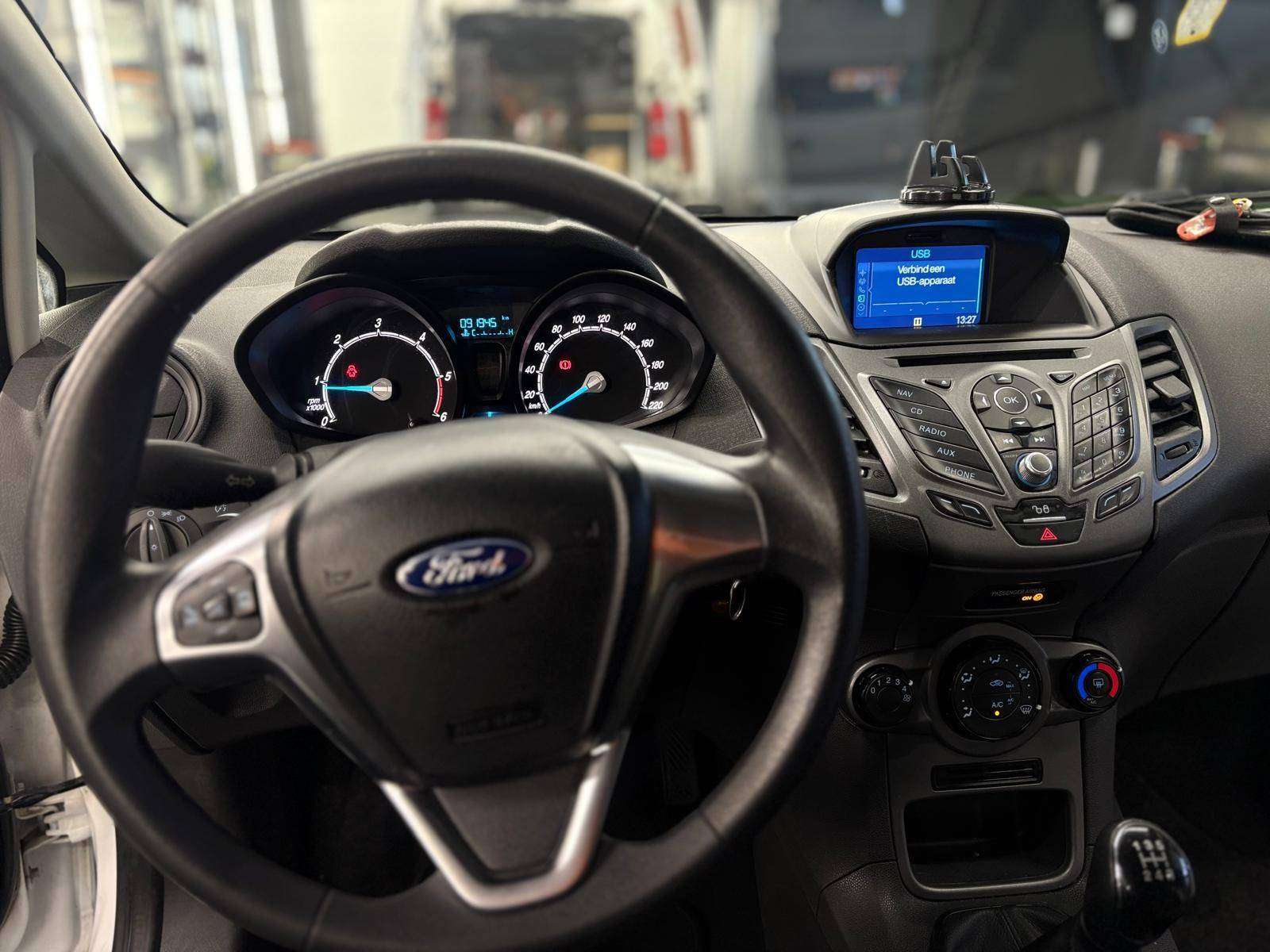 Ford Fiesta 1.5 TDCi Lichte vracht GEKEURD 2016 92000km Euro 6