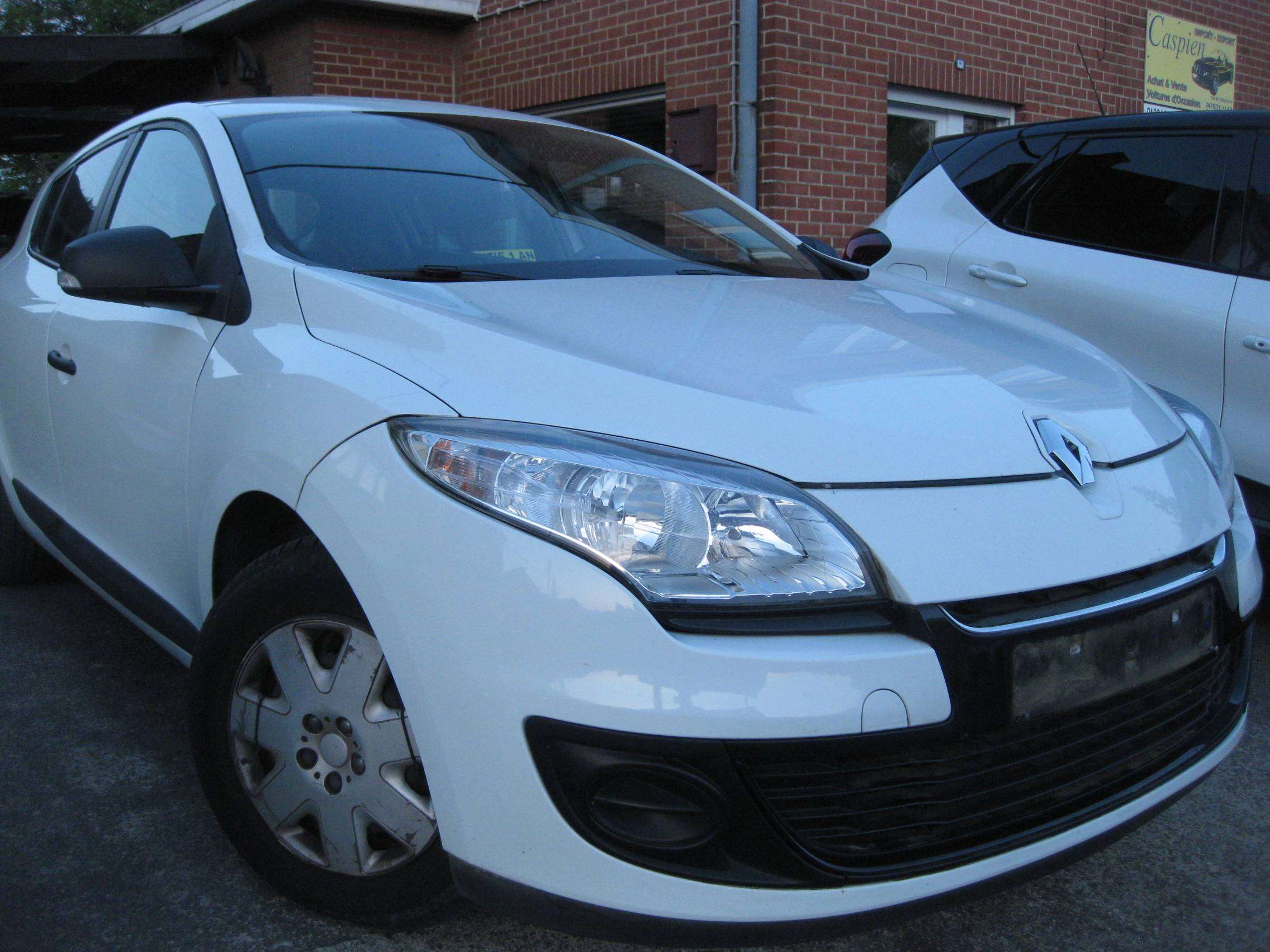 Renault Megane 1.6i essence 44.670km Clim Ct ok Garantie 1 an