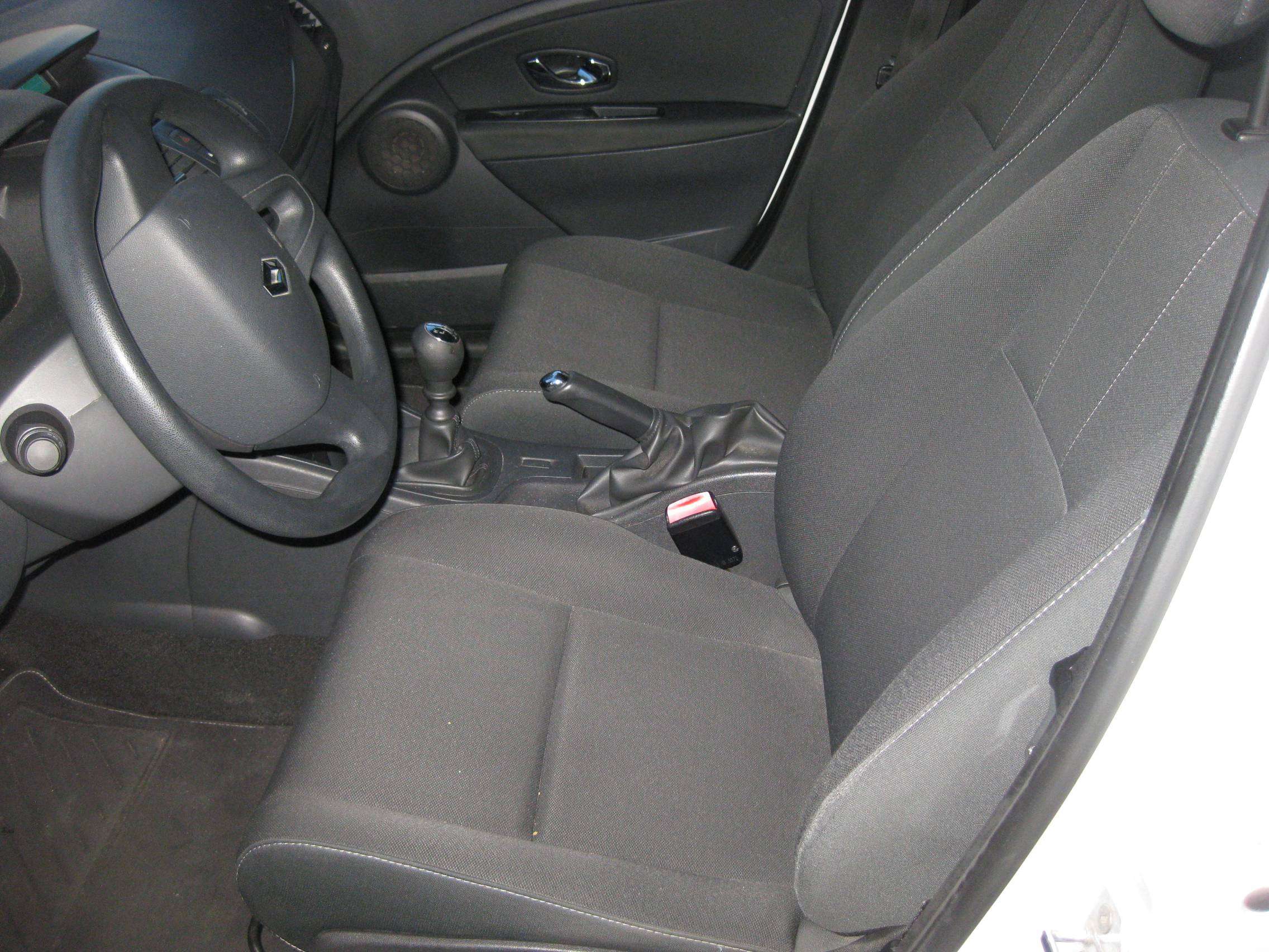 Renault Megane 1.6i essence 44.670km Clim Ct ok Garantie 1 an