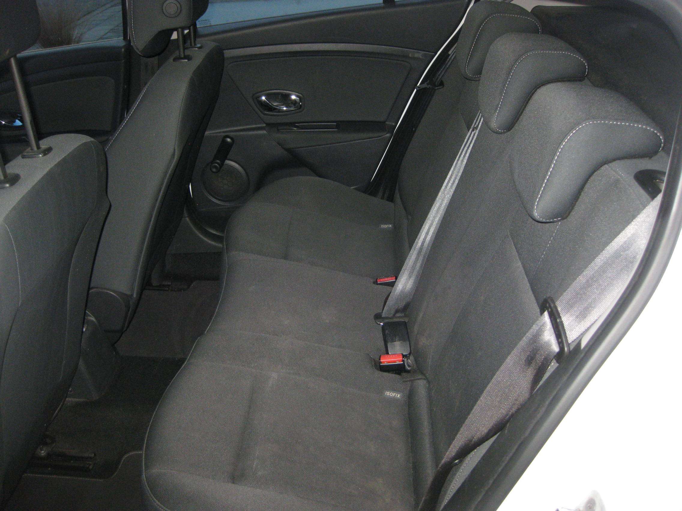 Renault Megane 1.6i essence 44.670km Clim Ct ok Garantie 1 an