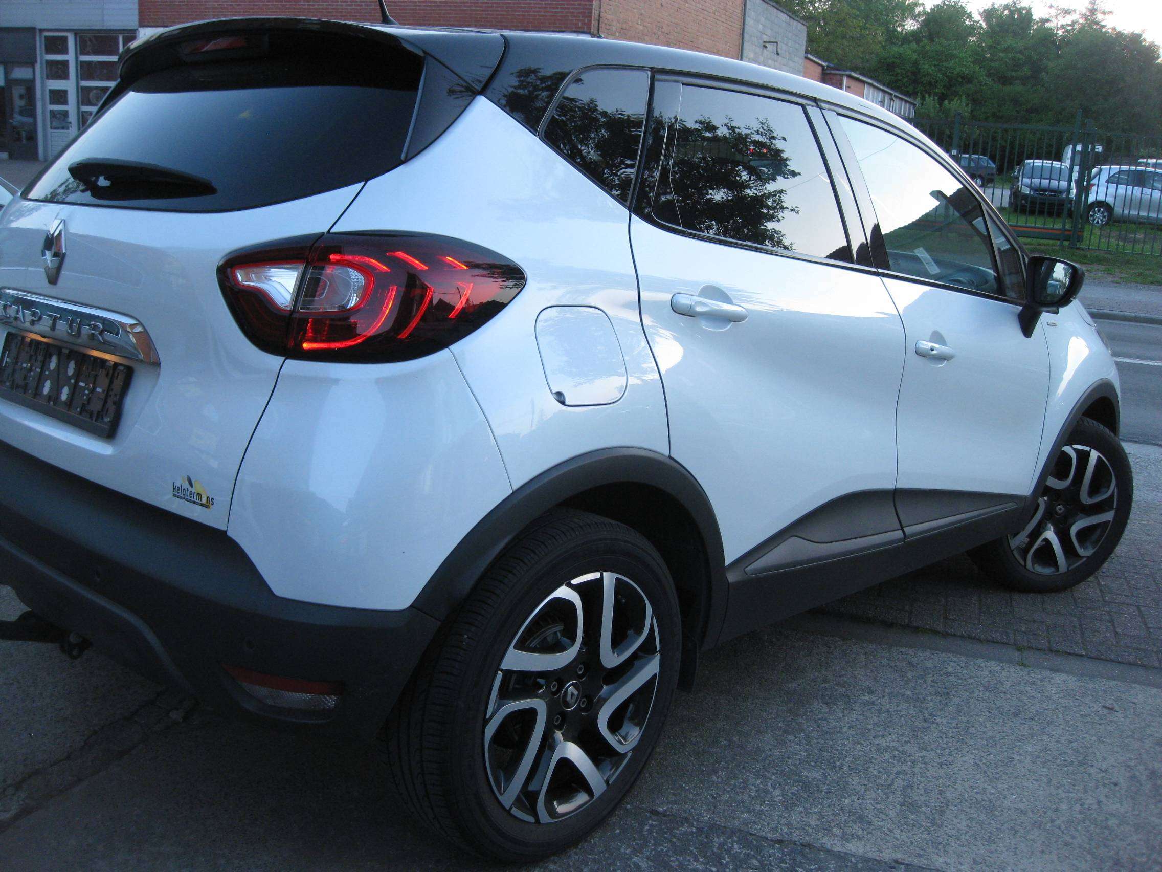 Renault Captur 1.2 TCe Bose Edition 76.000km Euro 6b Garantie 1 an