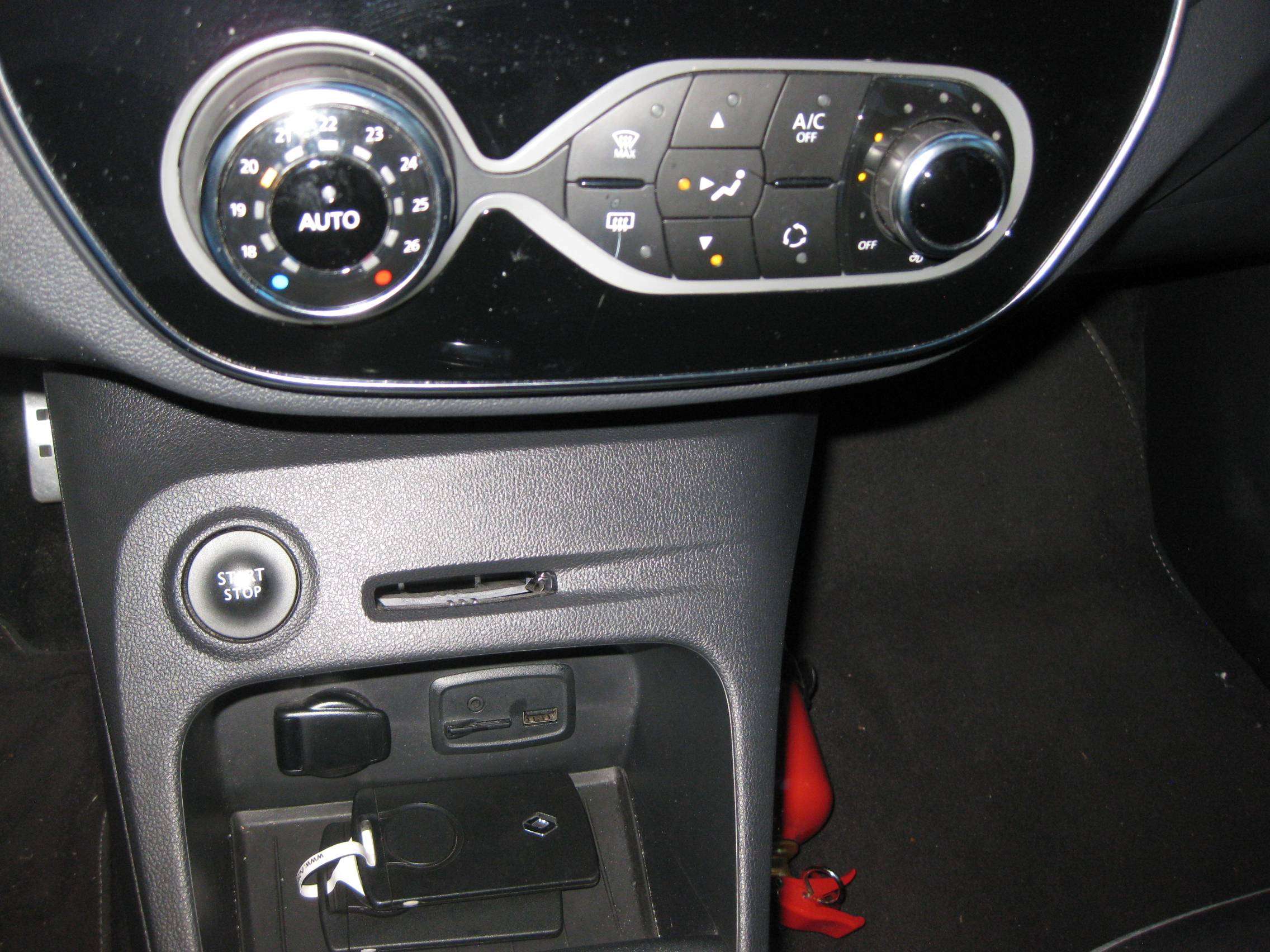 Renault Captur 1.2 TCe Bose Edition 76.000km Euro 6b Garantie 1 an