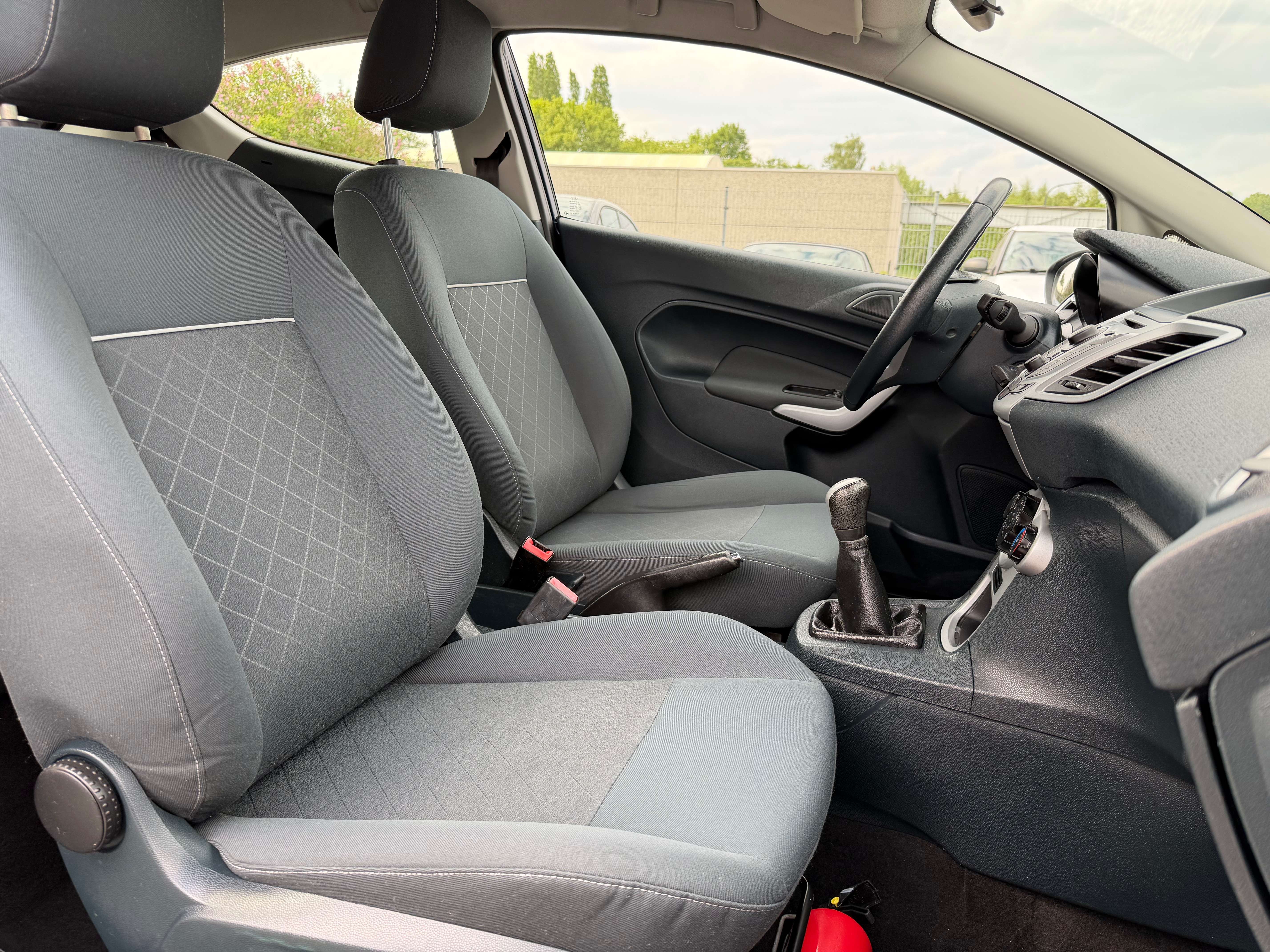 Ford Fiesta Fiesta 1.25i • ROULE PARFAITEMENT