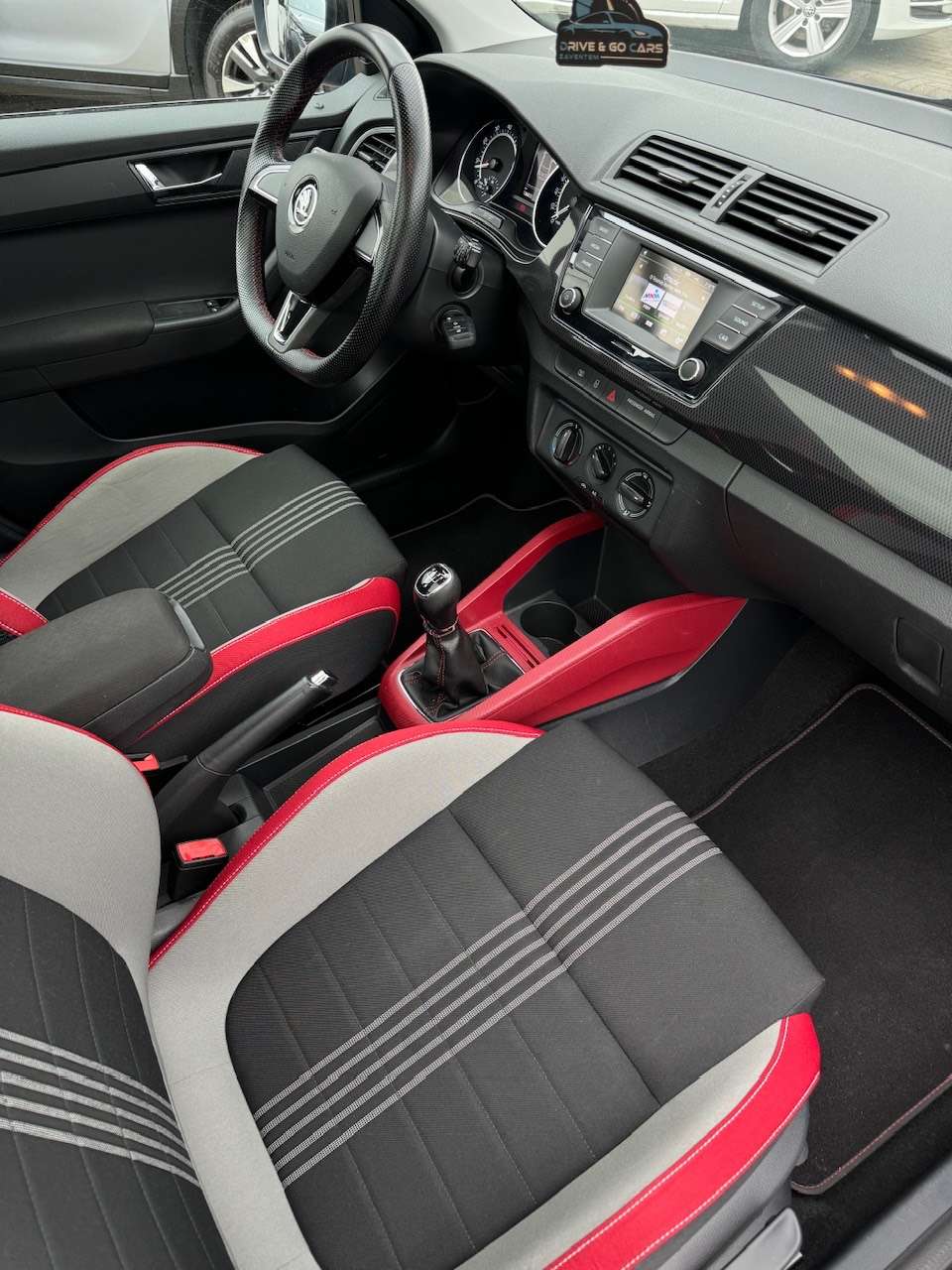 Skoda Fabia 1.2 TSI Monte Carlo - Pano Dak * 1 JAAR GARANTIE *