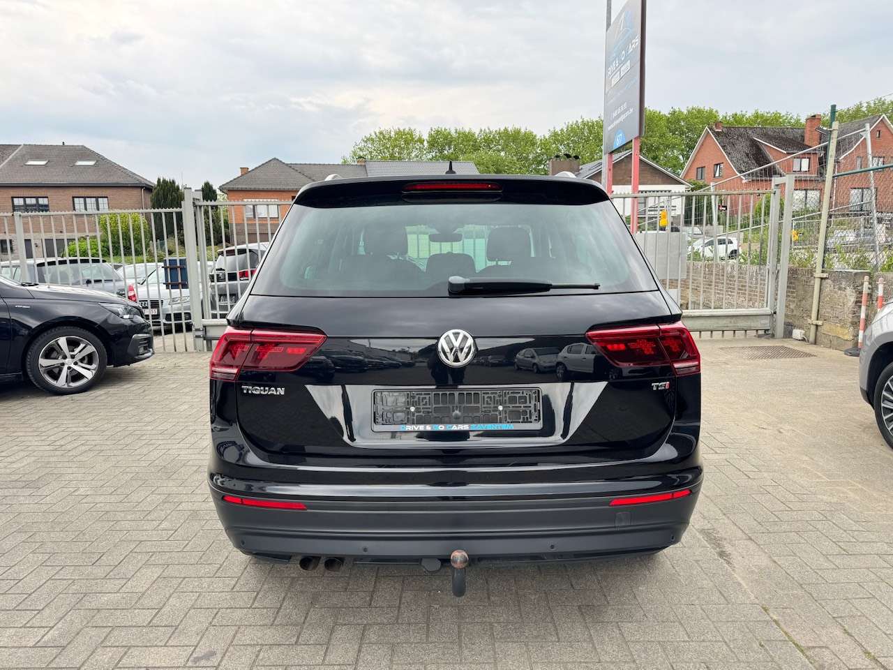Volkswagen Tiguan 1.4 TSi - CarPlay ** 1 JAAR GARANTIE ** !!