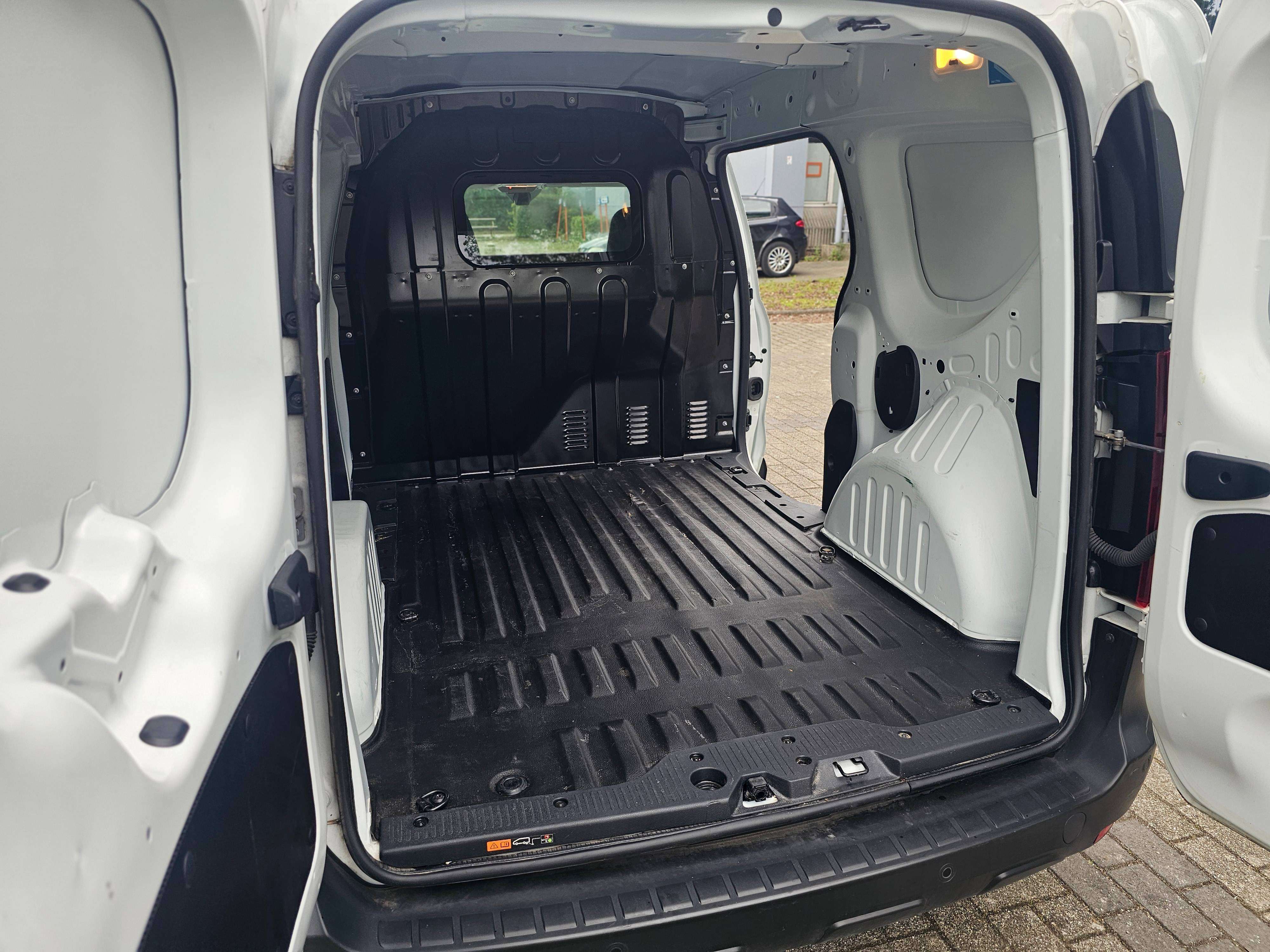 Renault Express 1.5 Blue dCi Confort S/S (EU6d)
