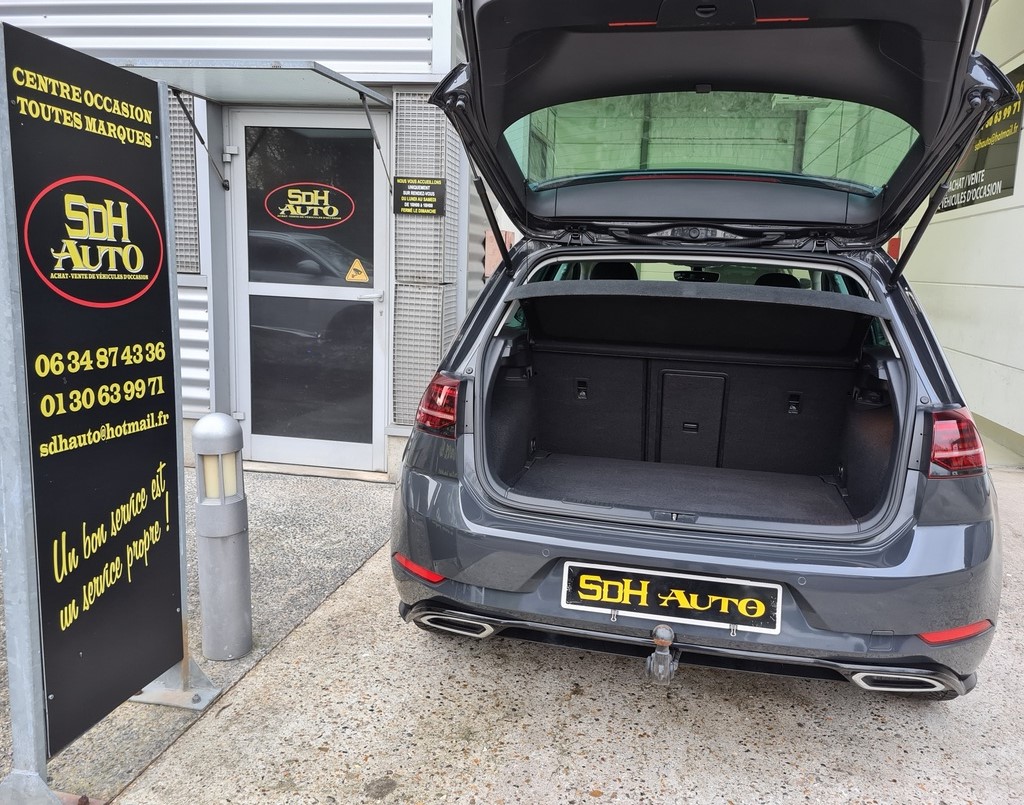 Volkswagen Golf VIII 2.0 TDI SCR 150 R-LINE DSG7